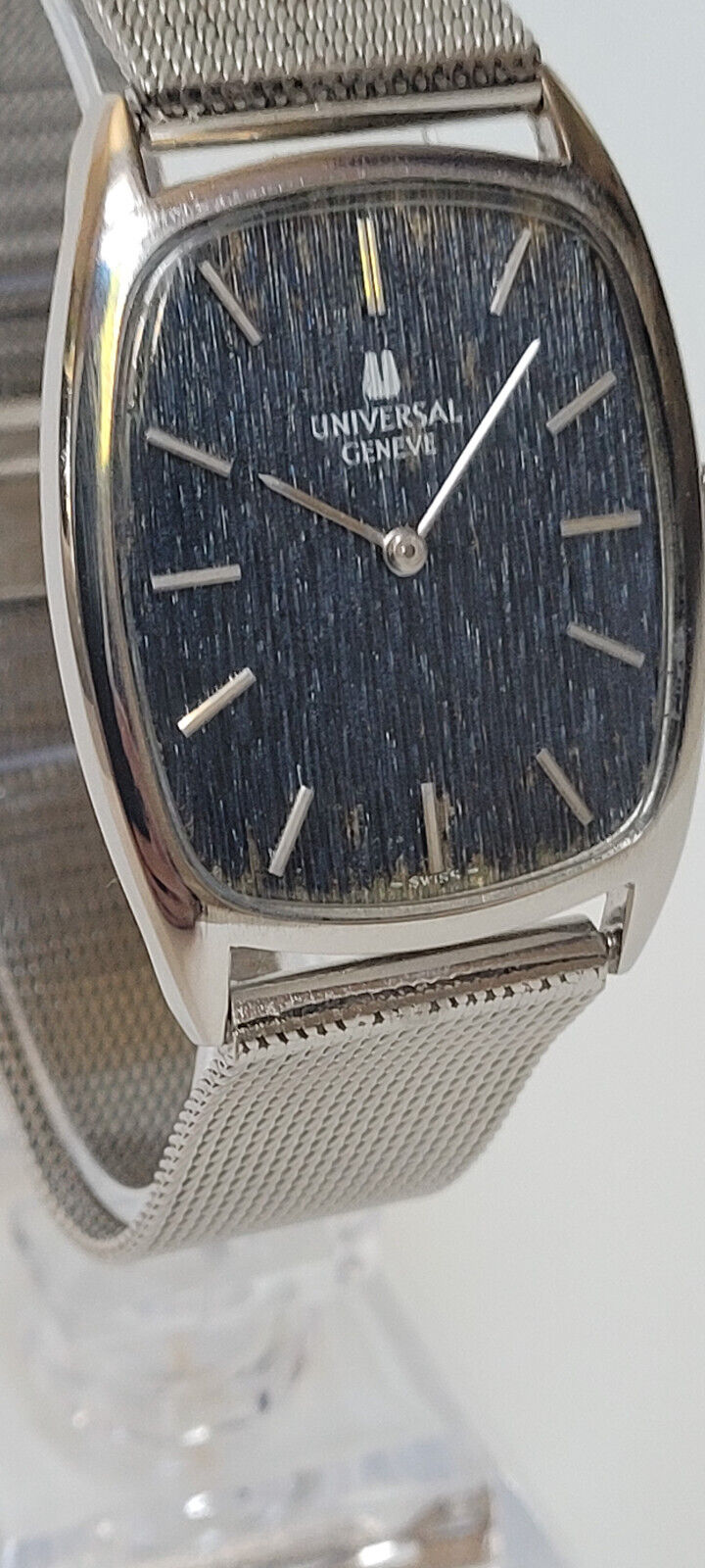 Universal Geneve ref. 842137 cal. 1-42 Tank-style men's vintage