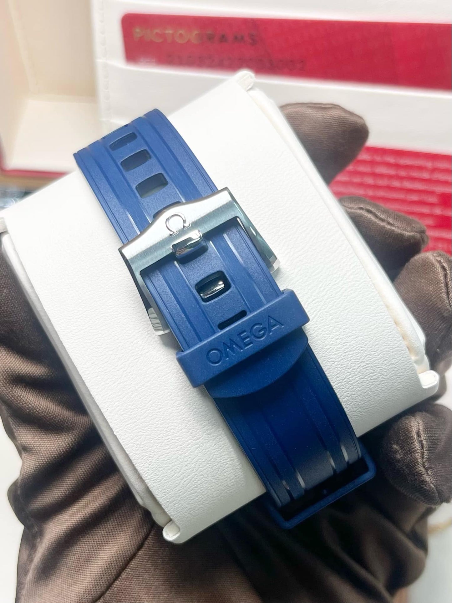 Omega Seamaster 300 Diver Summer Blue Edition 210.32.42.20.03.002, New In Box