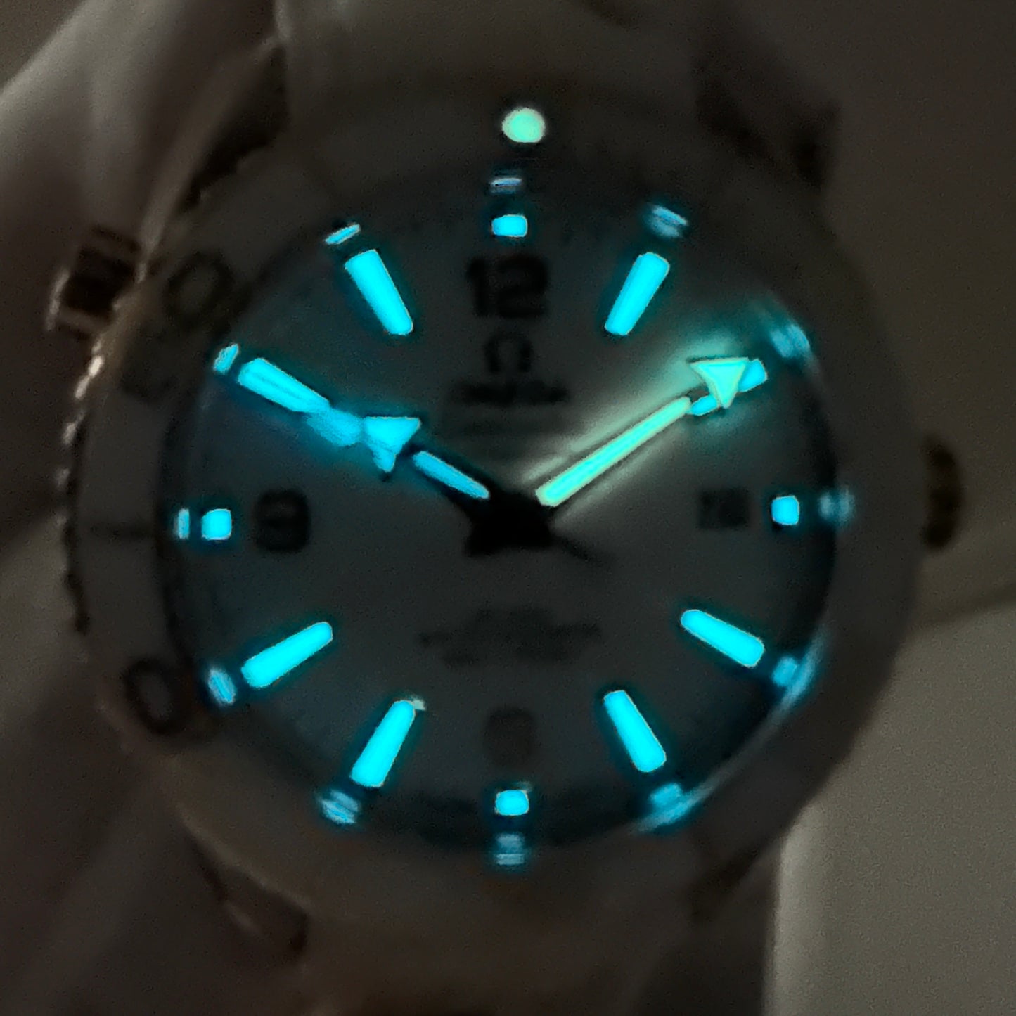 Omega Seamaster Planet Ocean 600M | 215.23.40.20.04.001