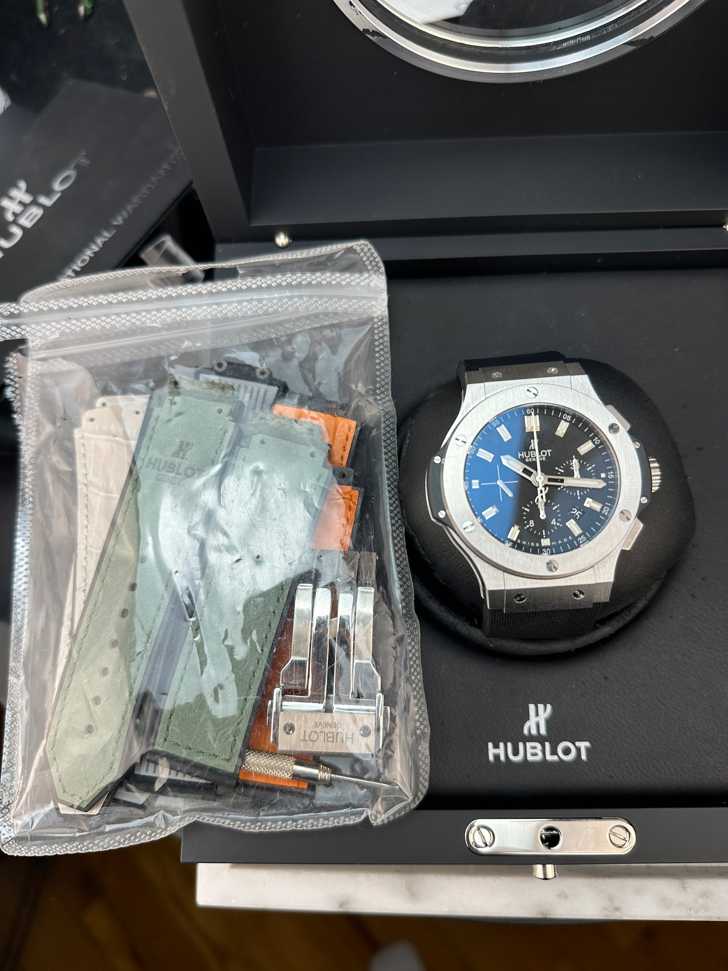 2010's Hublot Big Bang Chronograph 301.SX.1170.RX with box and 3 extra straps