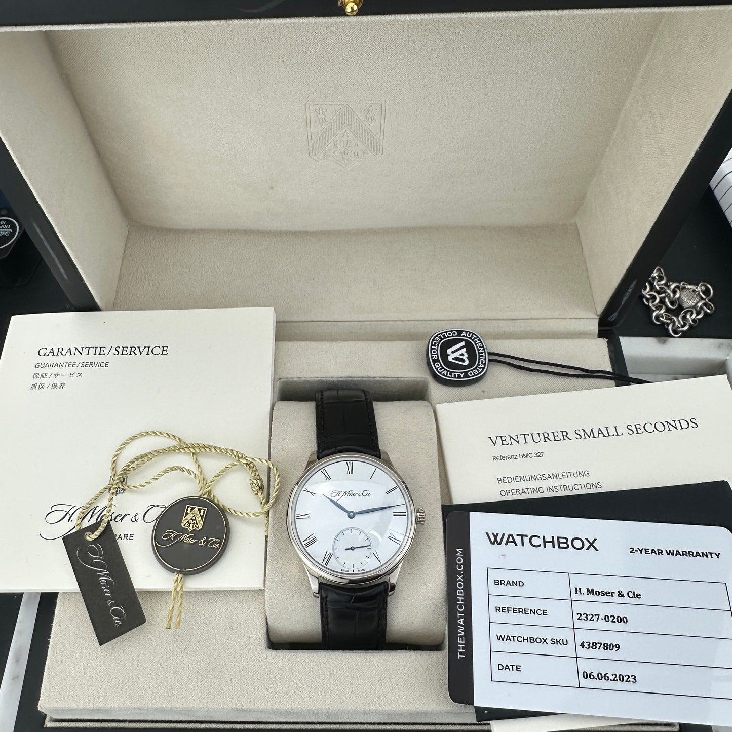 2023 H. Moser & Cie Venturer Small Seconds | 2327-0200