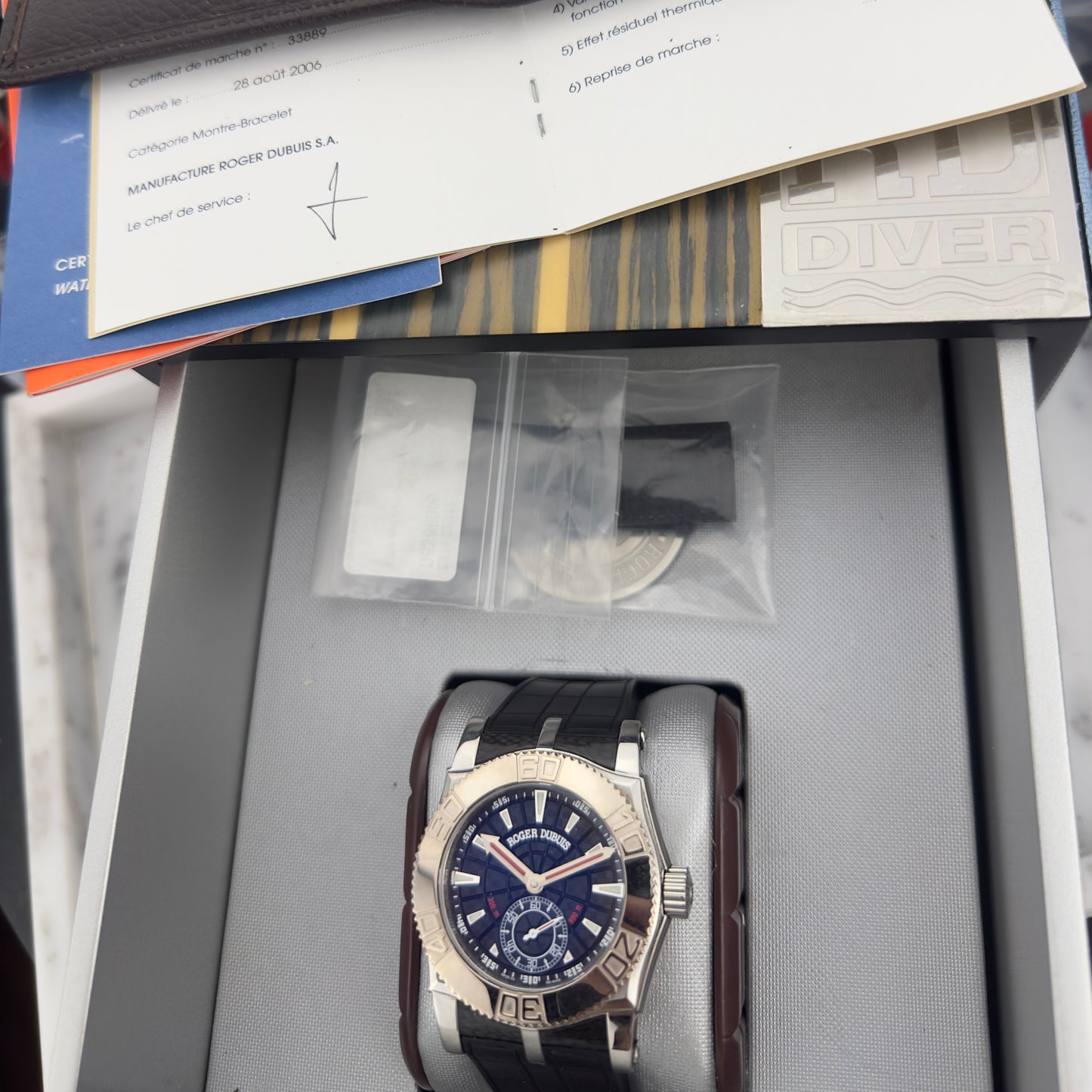 2006 Roger Dubuis Easy Diver 40 | SE 40 | Box & Papers