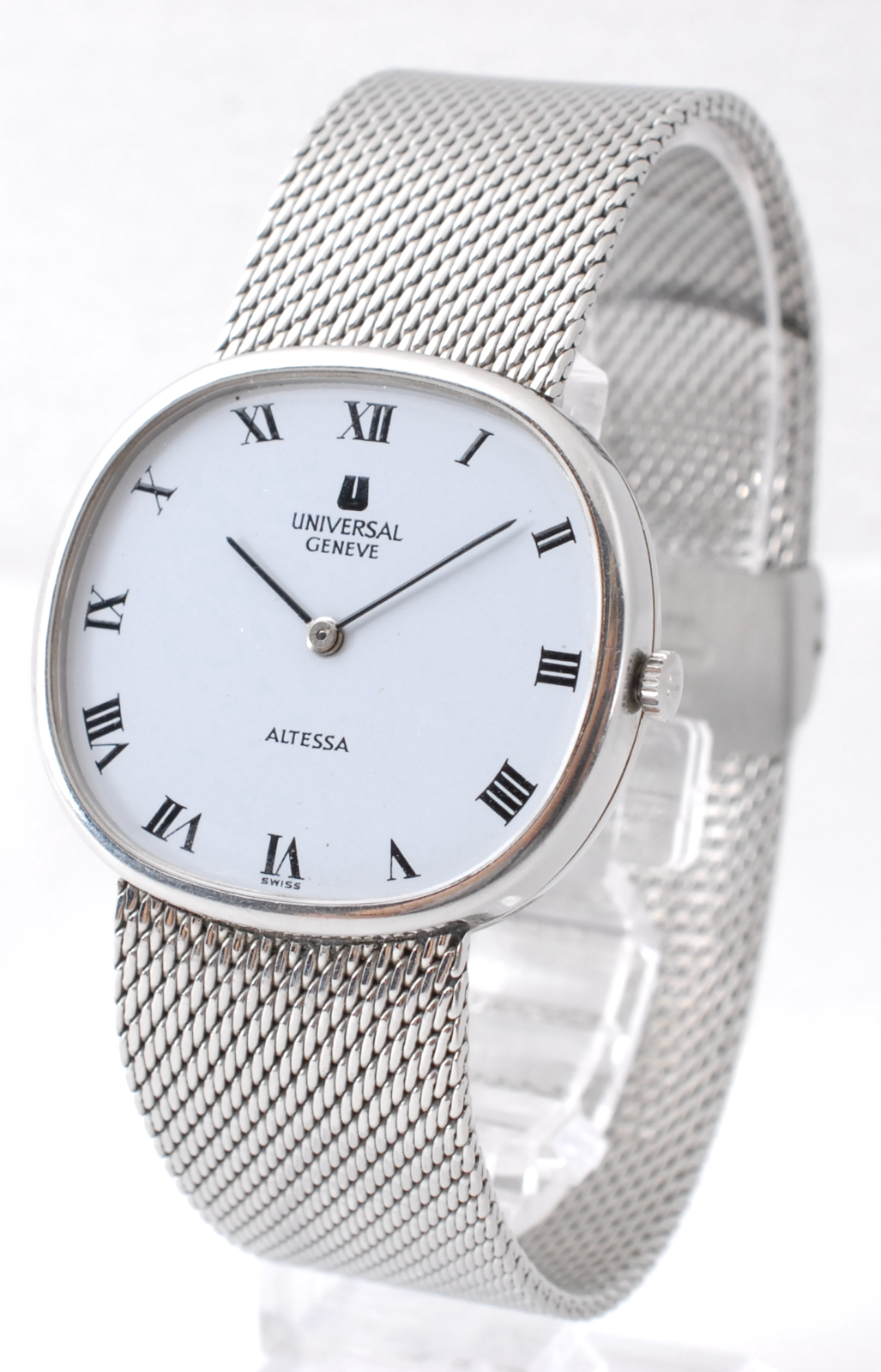 1960's Universal Geneve Altessa White Ellipse