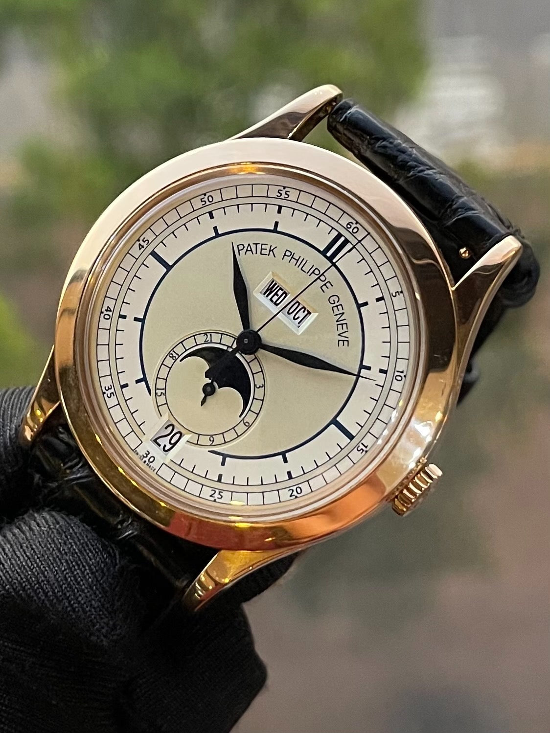 2000's Patek Philippe Annual Calendar | 5396R