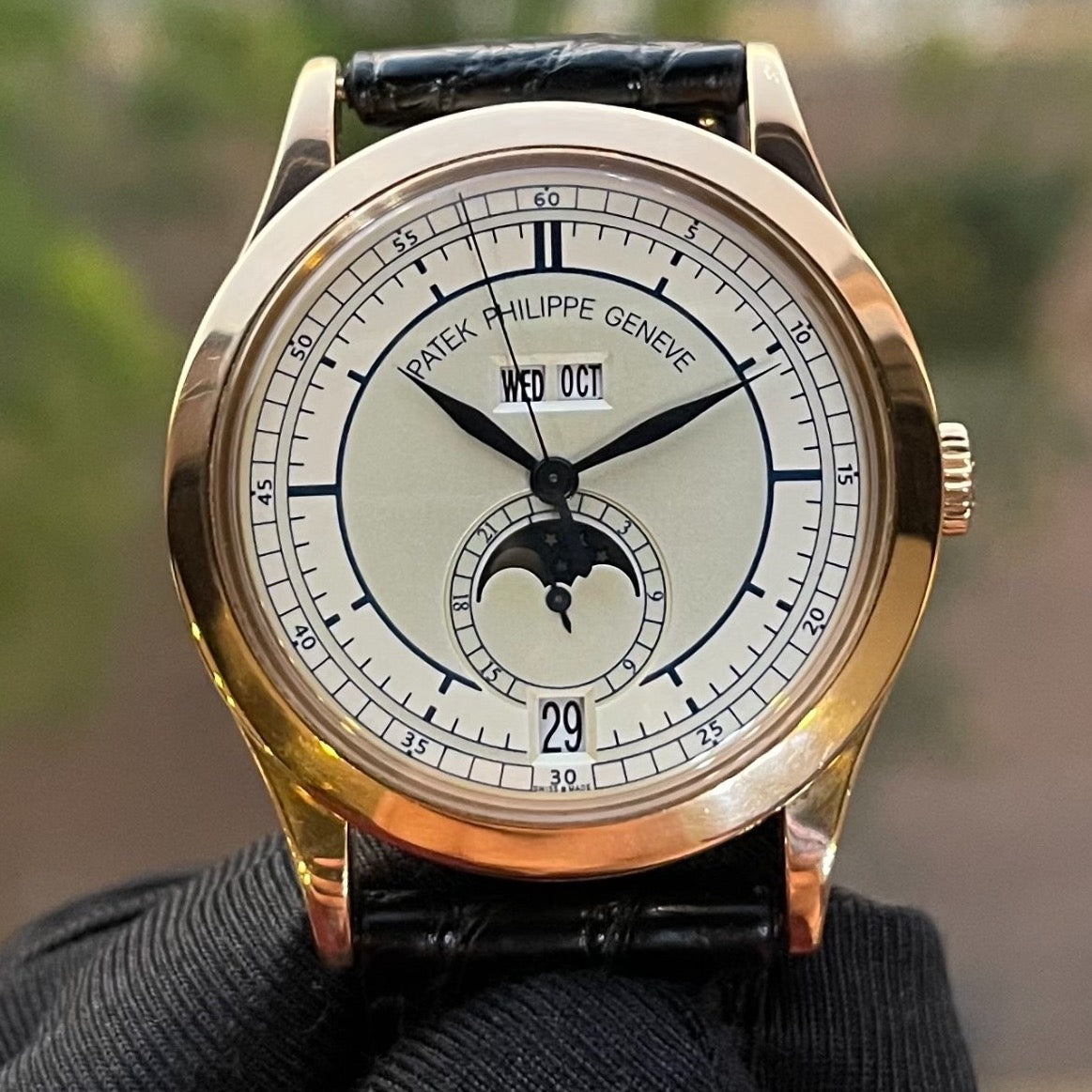 2000's Patek Philippe Annual Calendar | 5396R