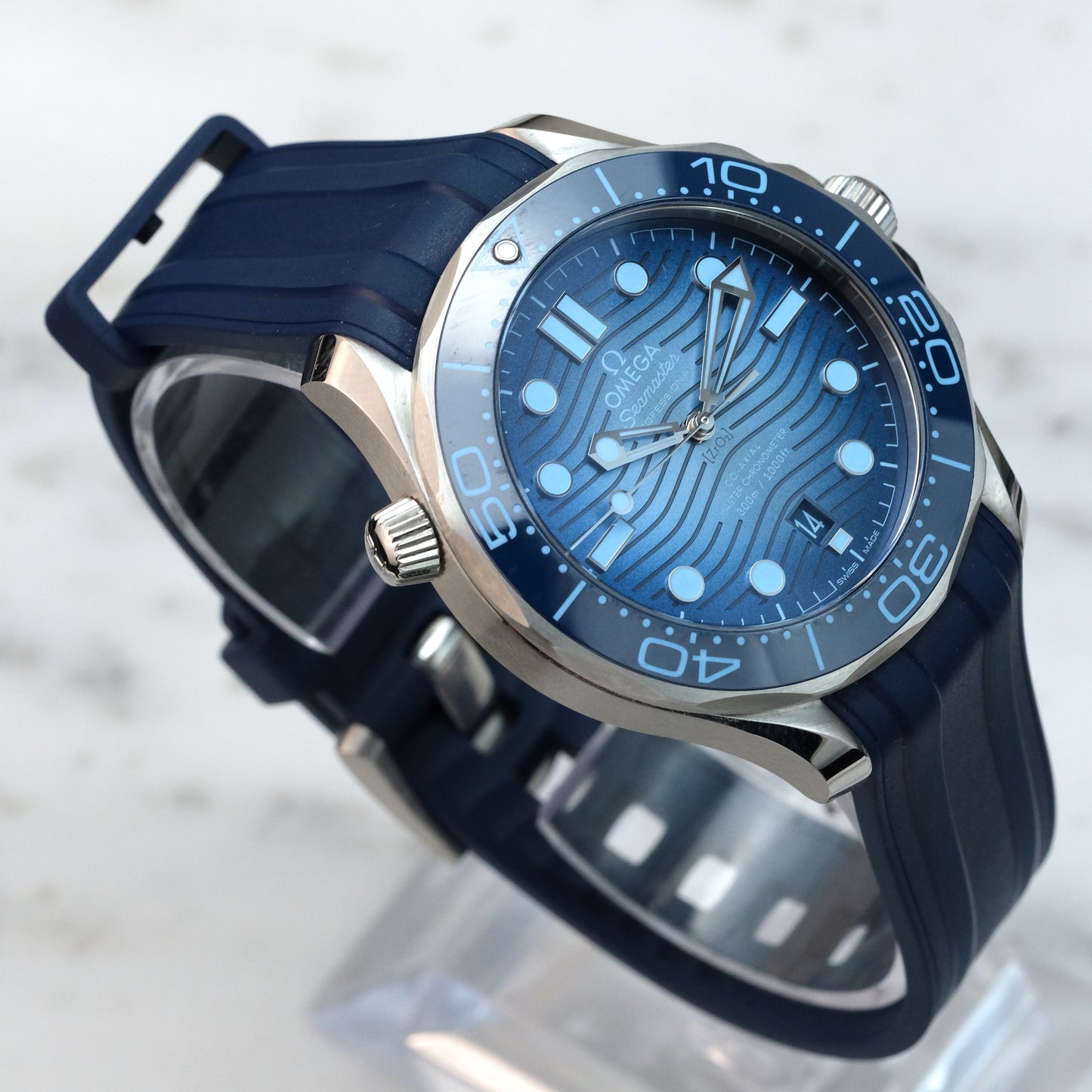 2023 Omega Seamaster 300 Diver Summer Blue Edition 210.32.42.20.03.002, Full Set