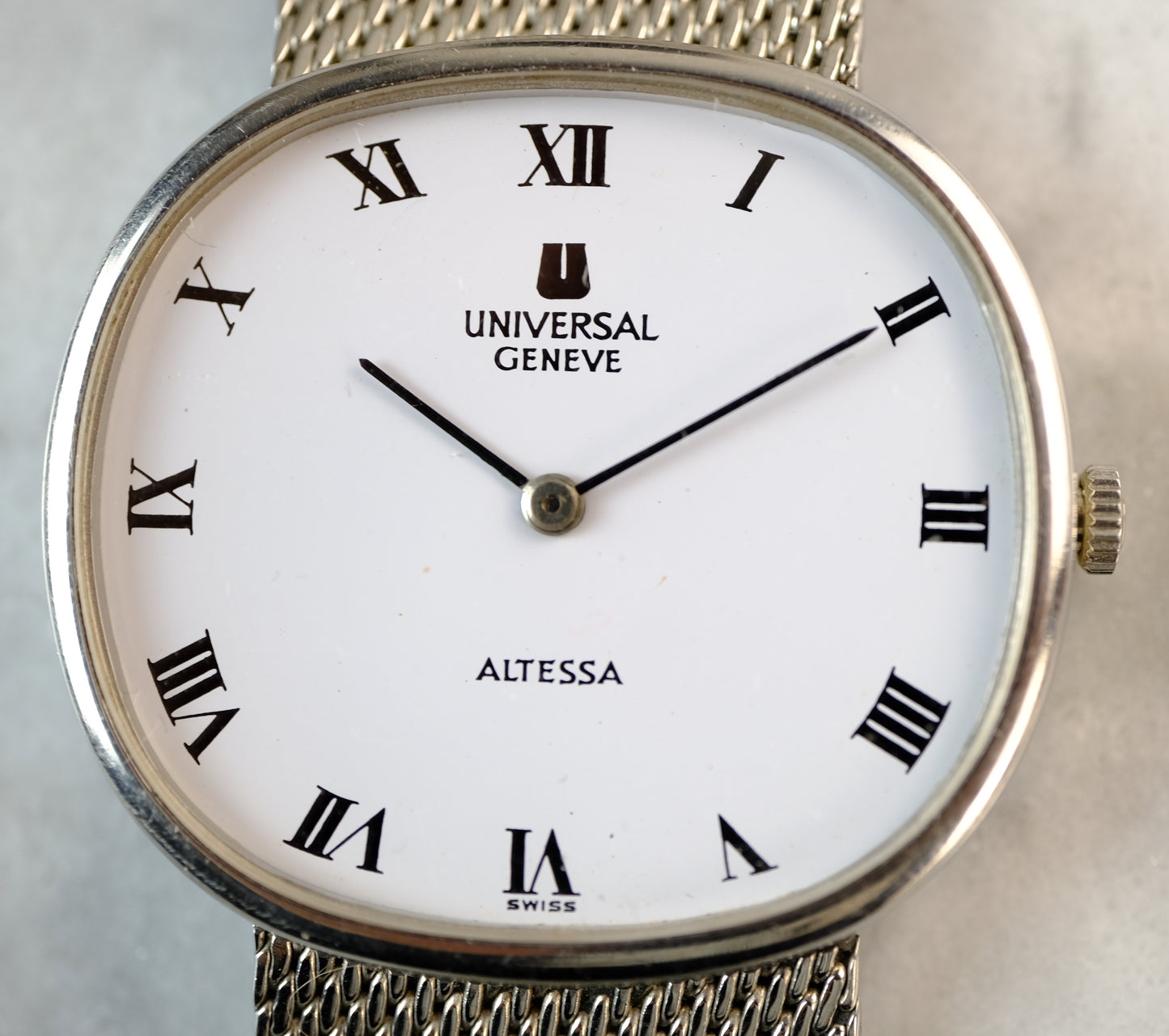 1960's Universal Geneve Altessa White Ellipse