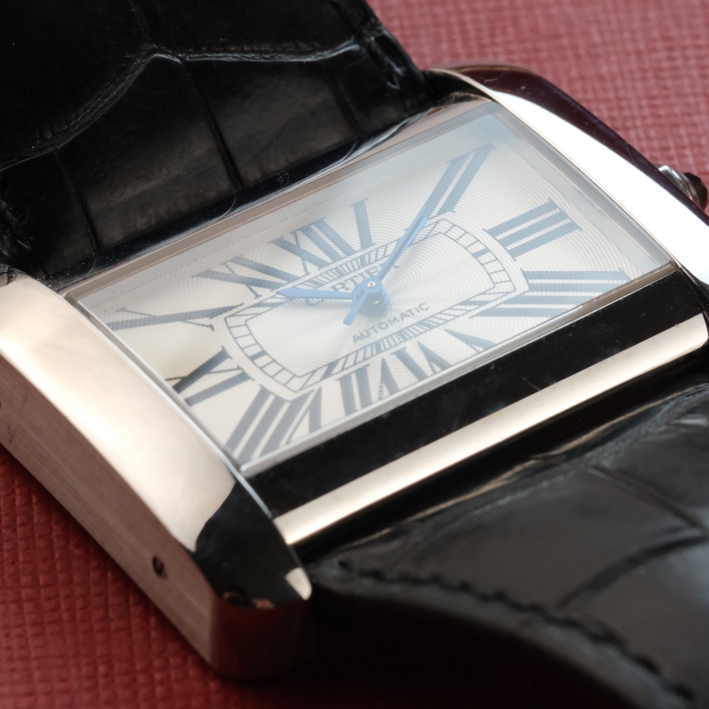 2004 Cartier Tank Divan 2612 with box and papers