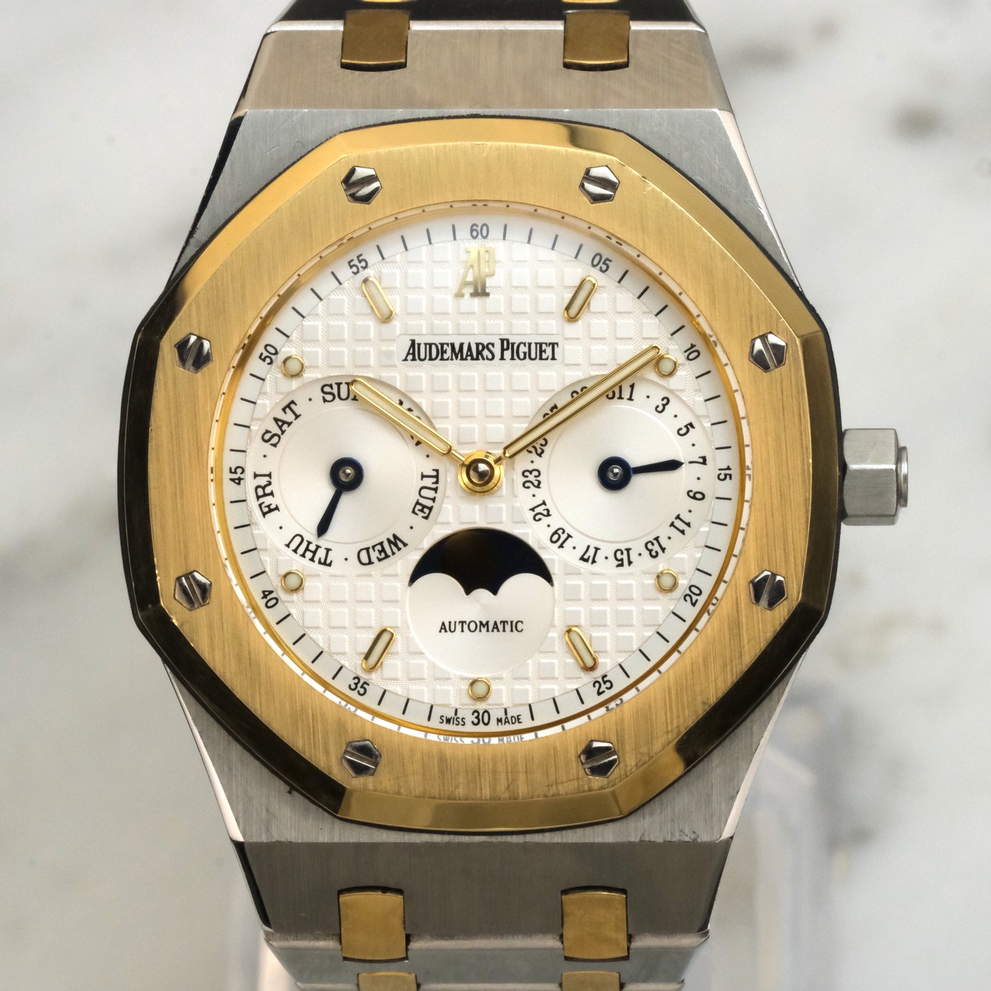 Mid 2000's Audemars Piguet Royal Oak Day-Date Moonphase "Owl" | 25594SA