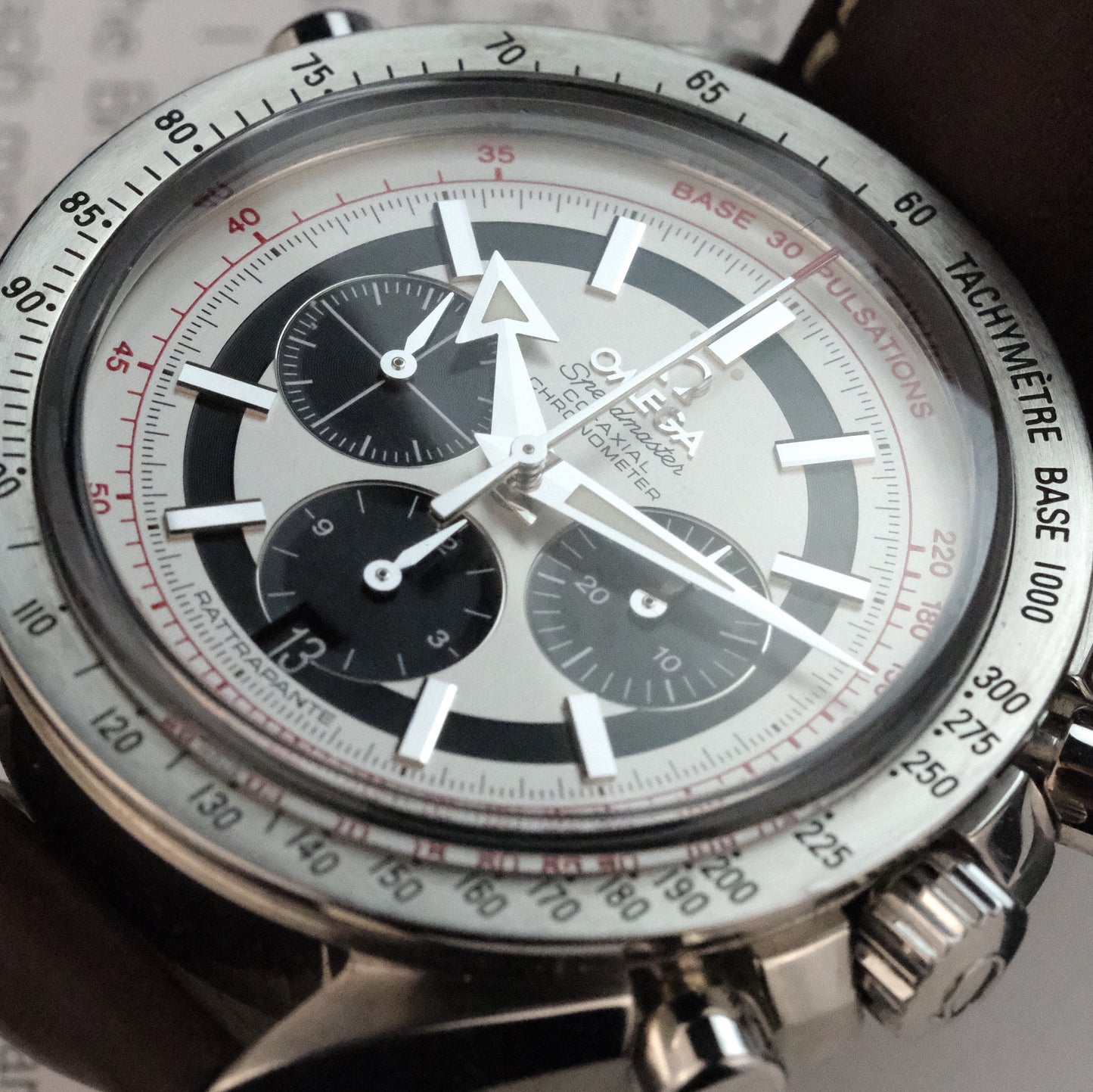 Omega Speedmaster Broad Arrow Rattrapante Chronograph 3882.31.37 with box and cards