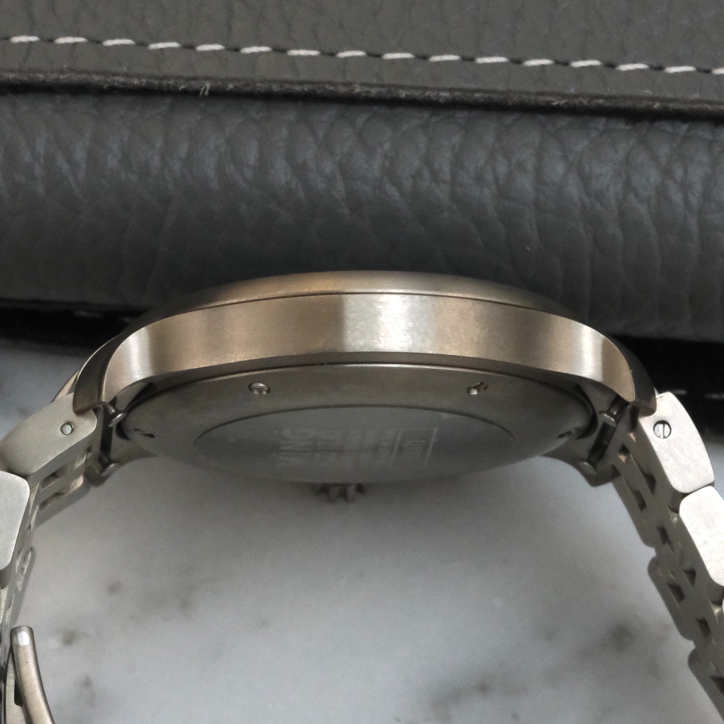 Ming 17.03 | Box + Accessories