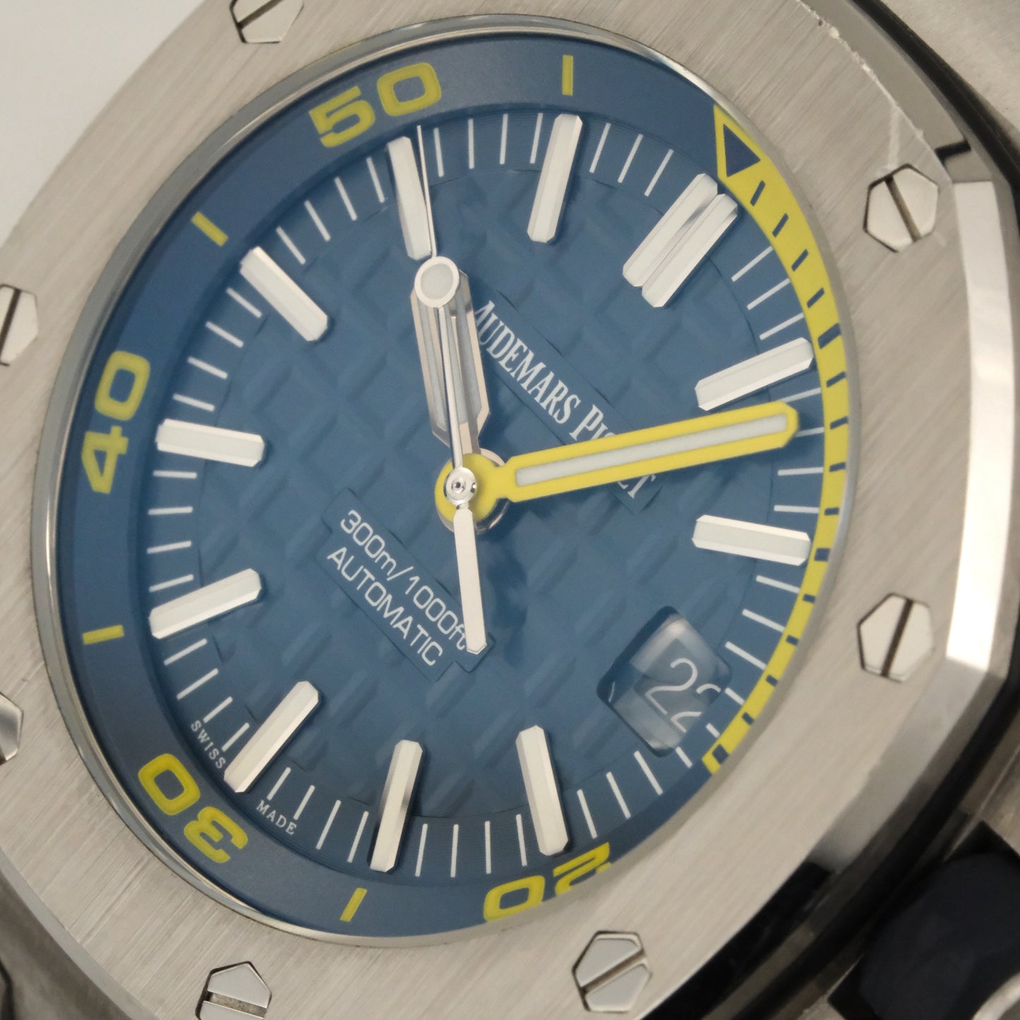 Audemars Piguet Royal Oak Offshore | 15710ST.OO.A027CA.01