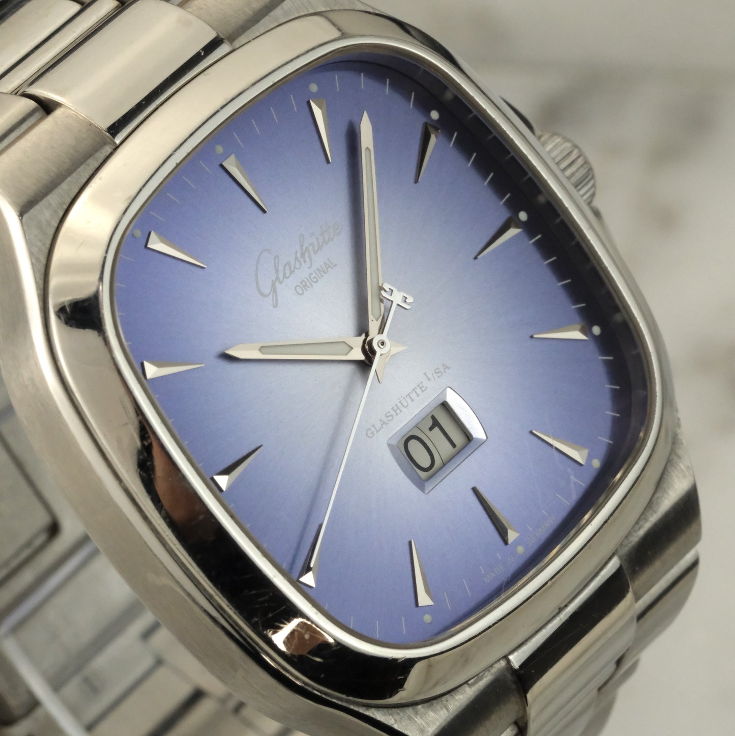 Glashütte Original Seventies Panorama | 2-39-47-13-12-14