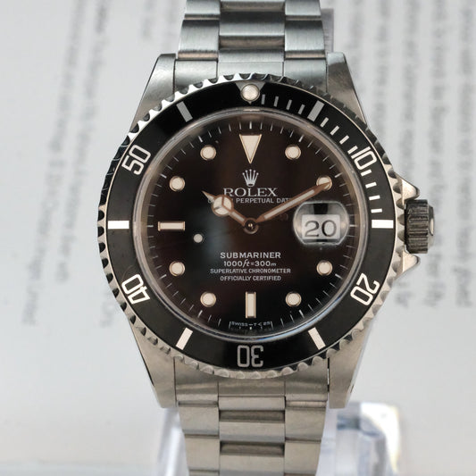 1993/94 Rolex 16610LN Submariner Date with papers and hangtag