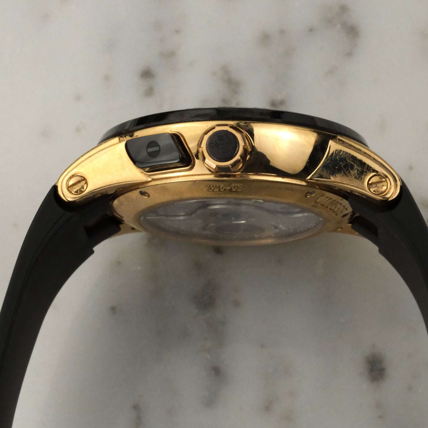 Ulysse Nardin El Toro GMT Perpetual | 326-03-3