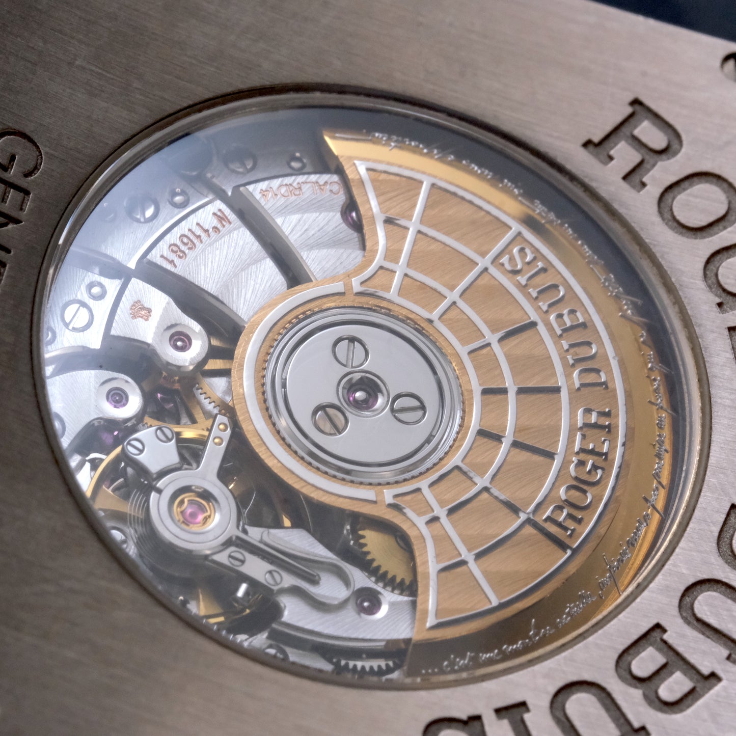 Roger Dubuis Golden Square White Gold | G40 | Full Set