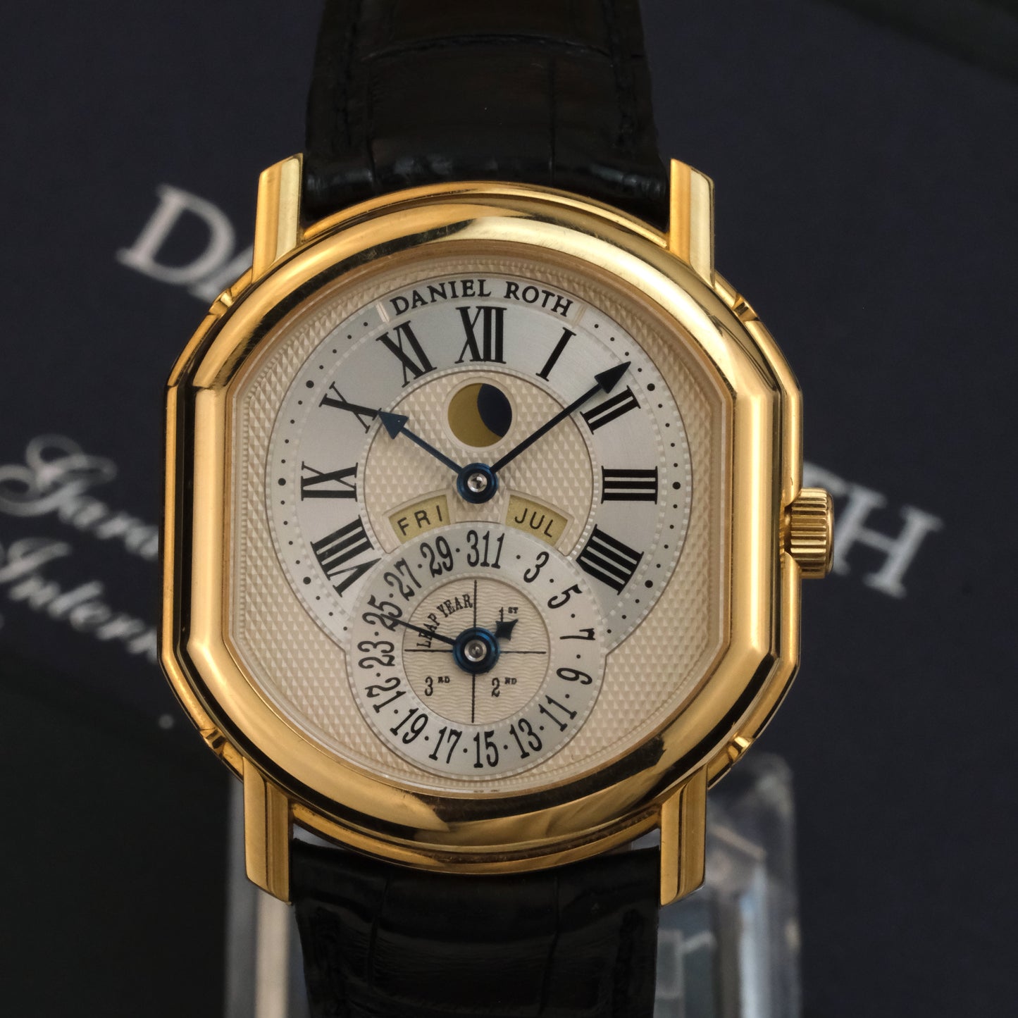 Daniel Roth Perpetual Calendar Yellow Gold | 118.X.40.161.CN.BA | Full Set