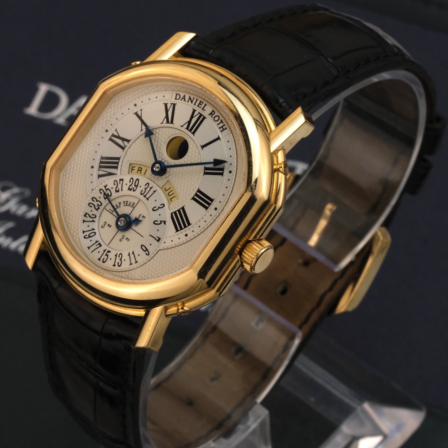 Daniel Roth Perpetual Calendar Yellow Gold | 118.X.40.161.CN.BA | Full Set