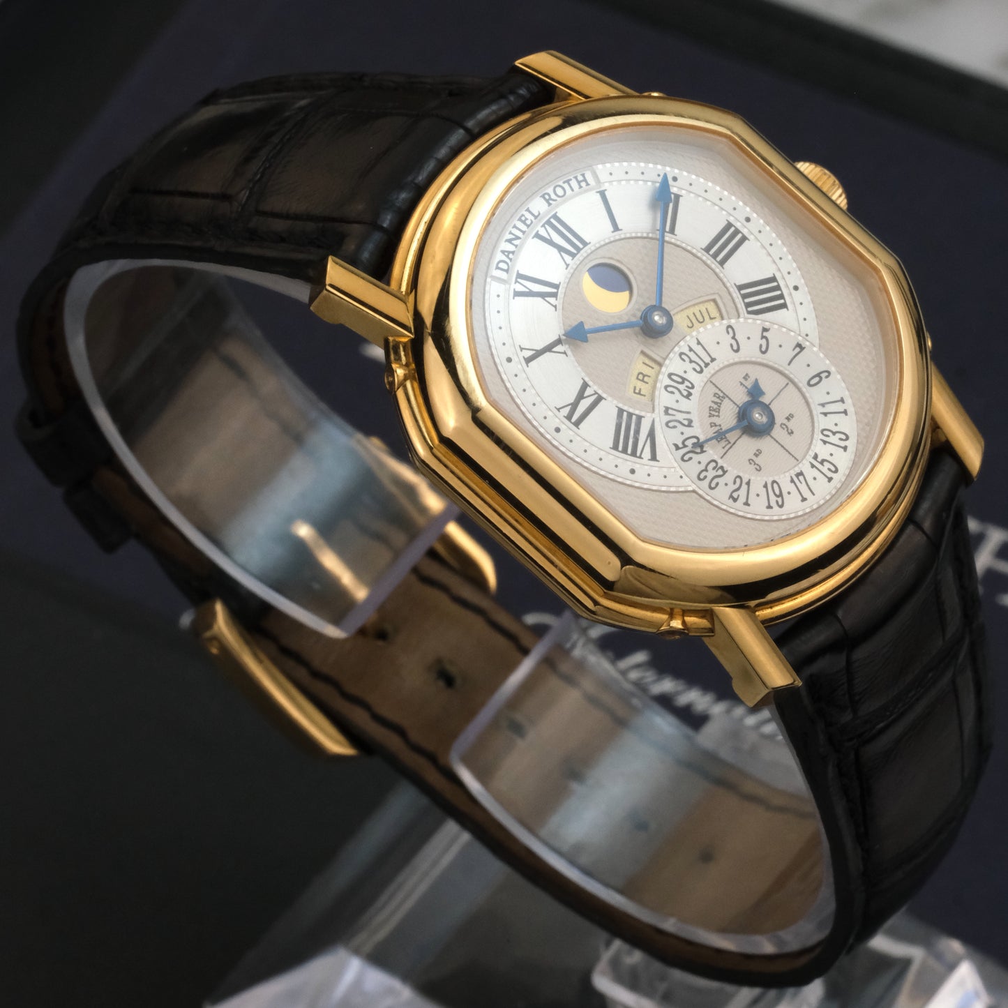 Daniel Roth Perpetual Calendar Yellow Gold | 118.X.40.161.CN.BA | Full Set