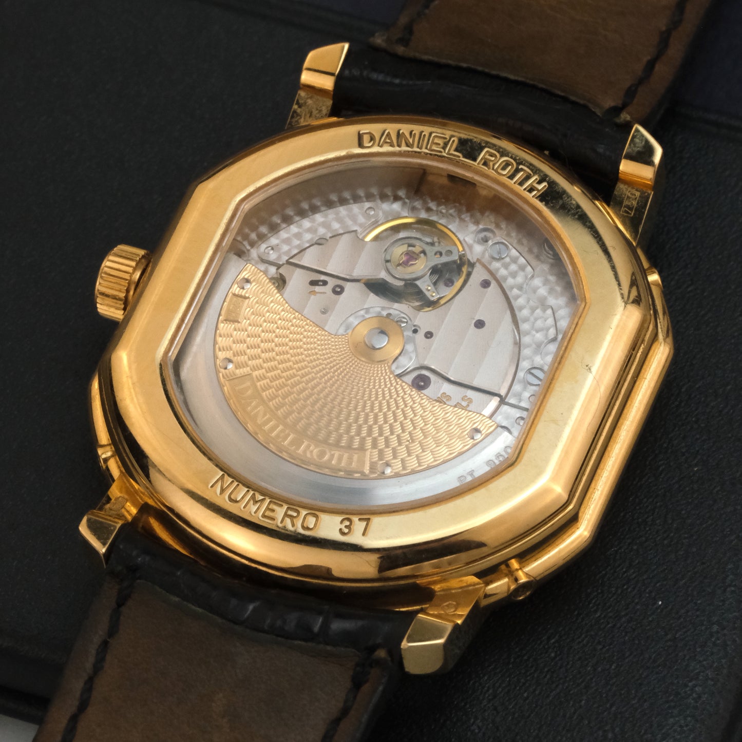 Daniel Roth Perpetual Calendar Yellow Gold | 118.X.40.161.CN.BA | Full Set