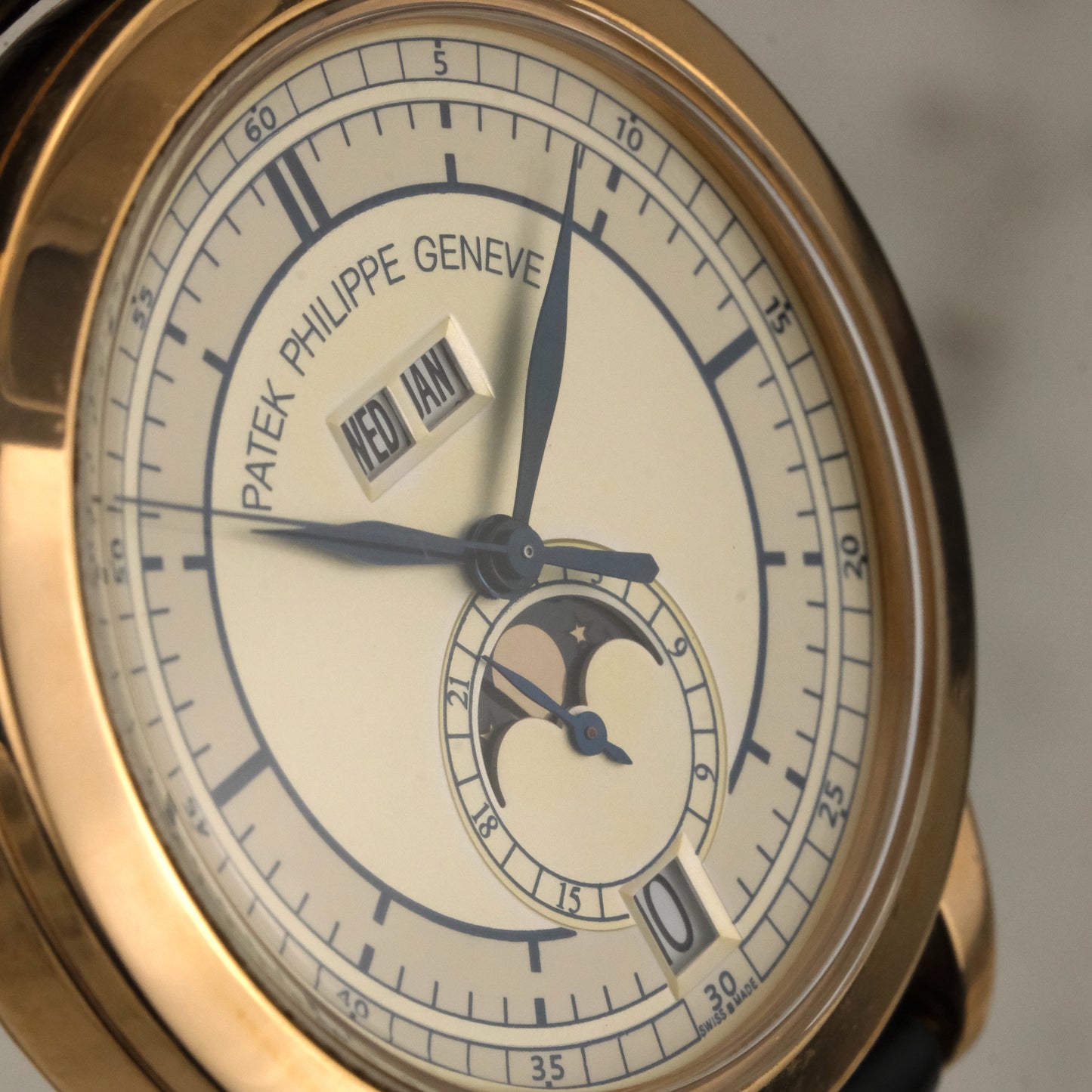2000's Patek Philippe Annual Calendar | 5396R