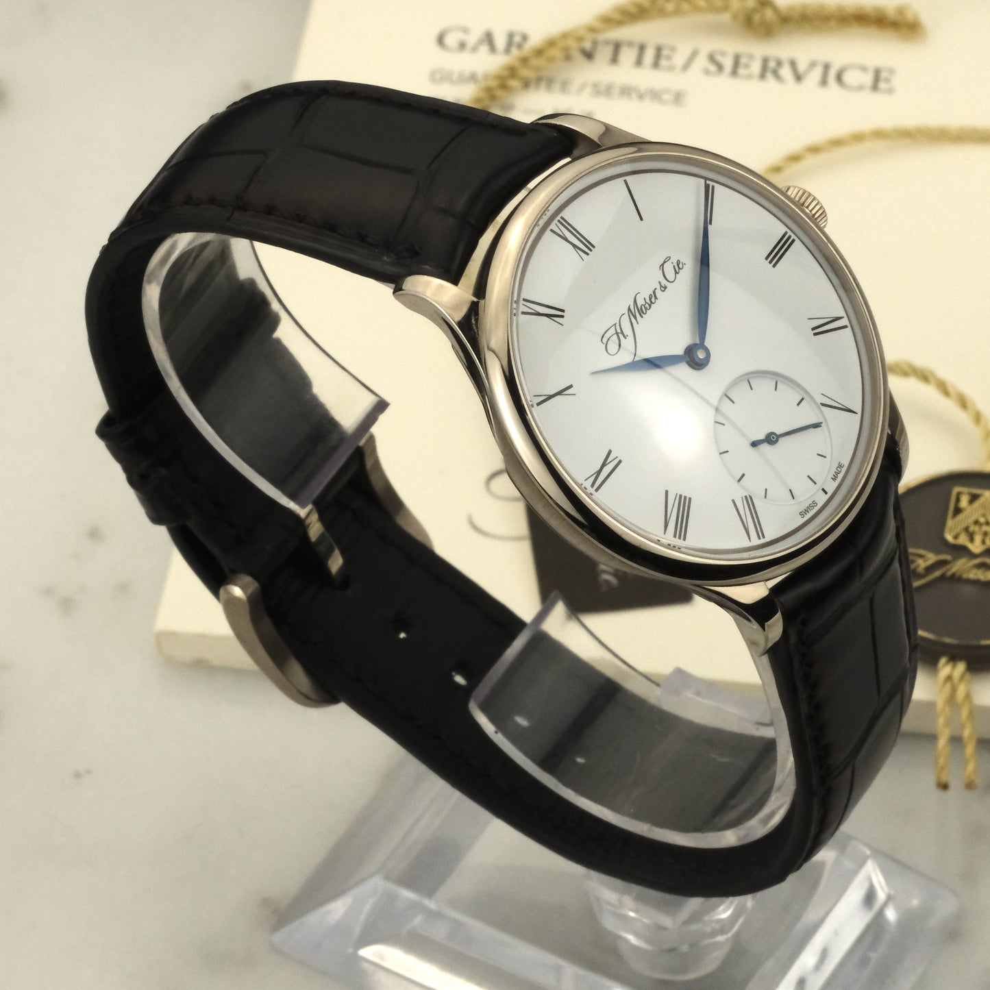 2023 H. Moser & Cie Venturer Small Seconds | 2327-0200