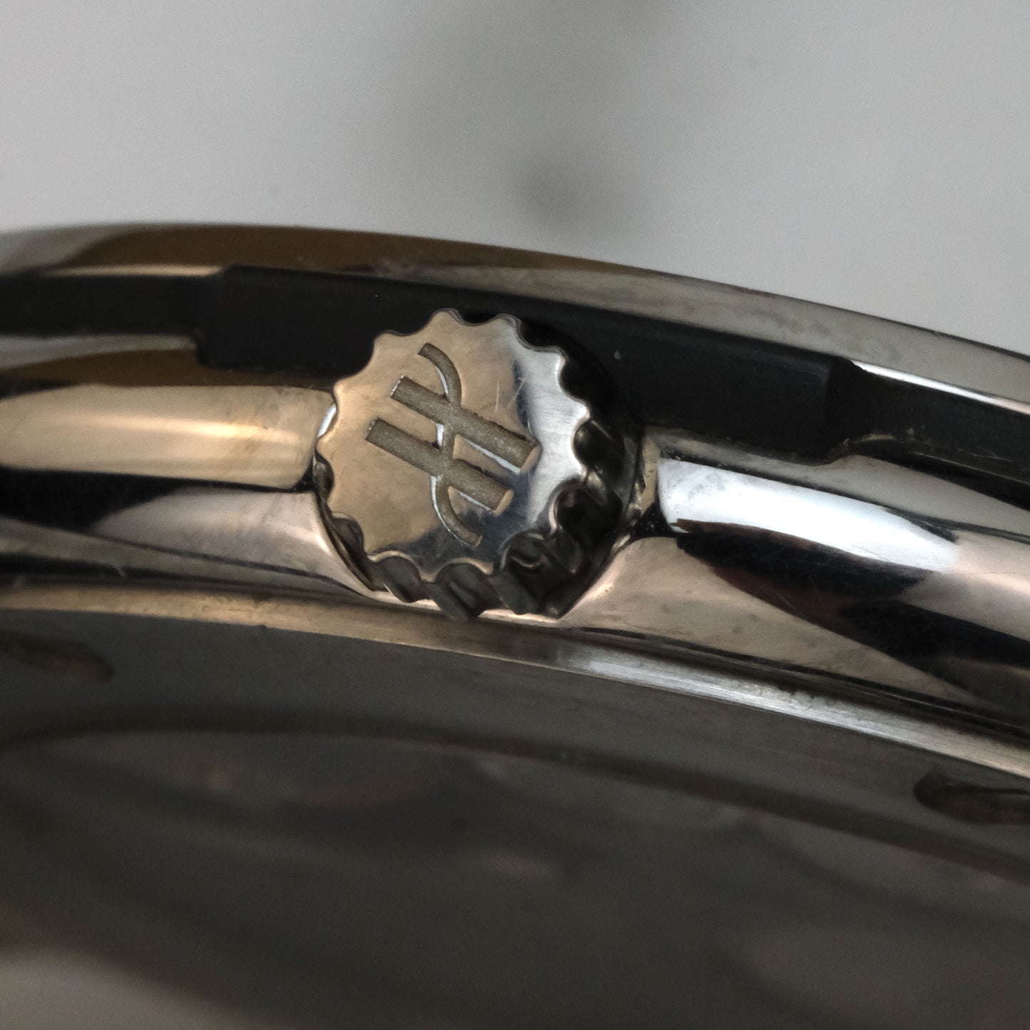 Hublot Classic Fusion Ultra Thin | 545.NX.2210.LR | with box