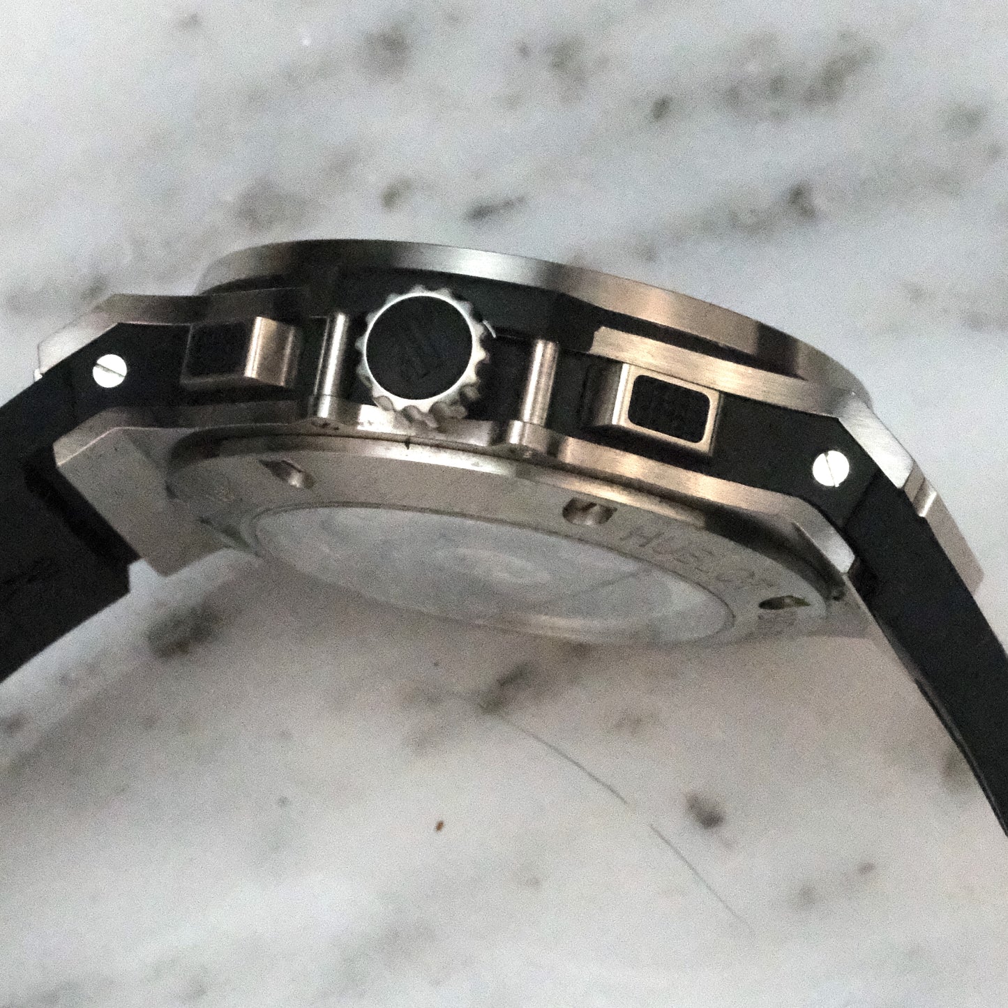 2010's Hublot Big Bang Chronograph 301.SX.1170.RX with box and 3 extra straps