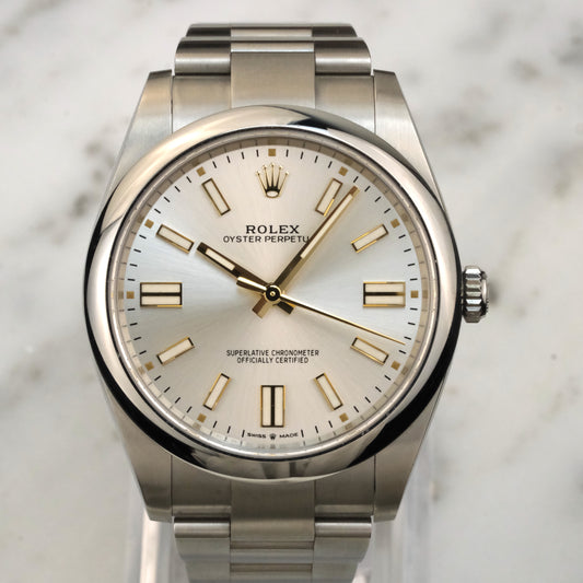 2023 Rolex Oyster Perpetual 41 | 124300 | Full kit minus 2 links
