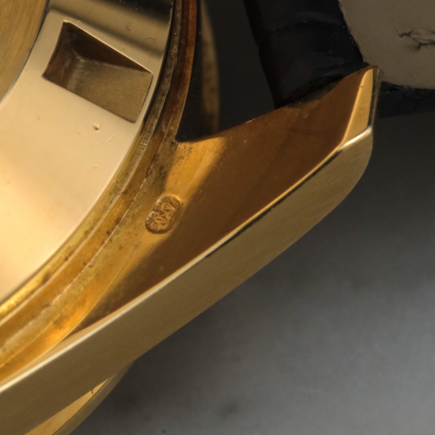 Omega Speedmaster Broad Arrow Rose Gold | 3653.80.33 | Box and manual