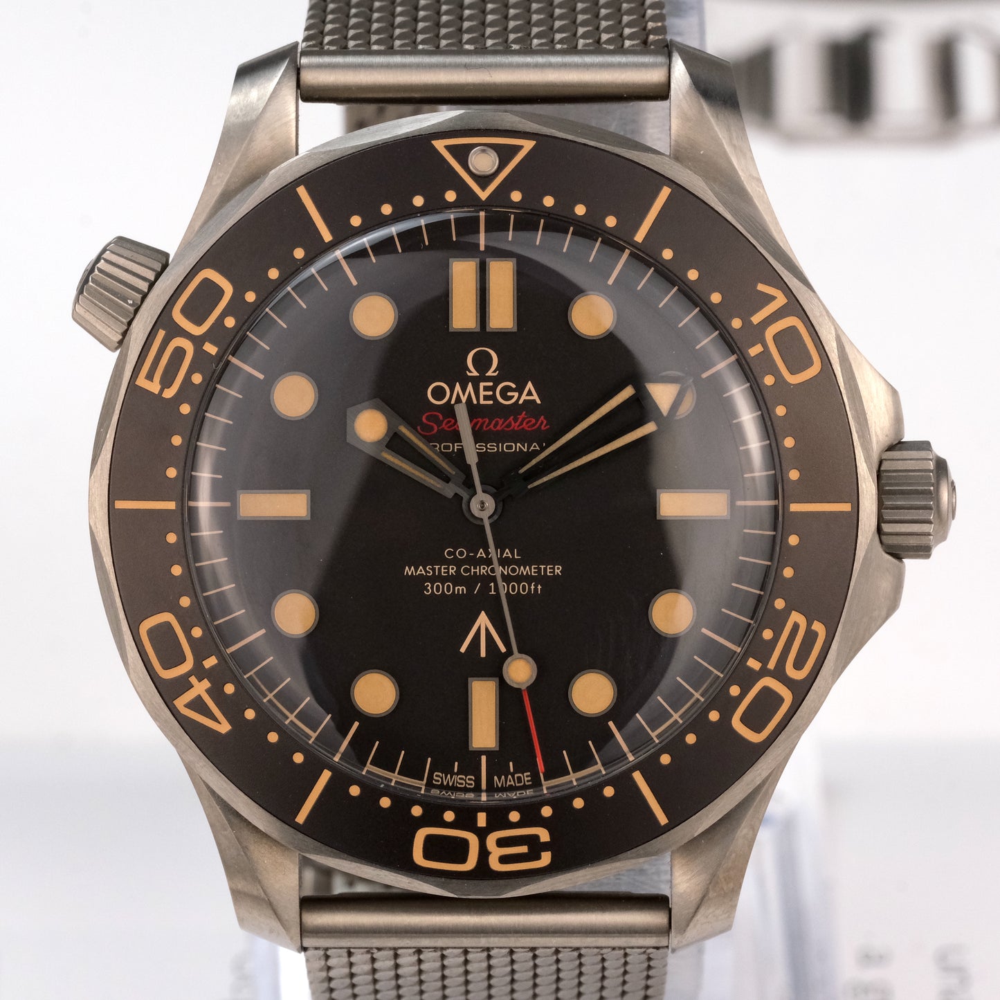 2020 Omega Seamaster No Time To Die 210.90.42.20.01.001, full set