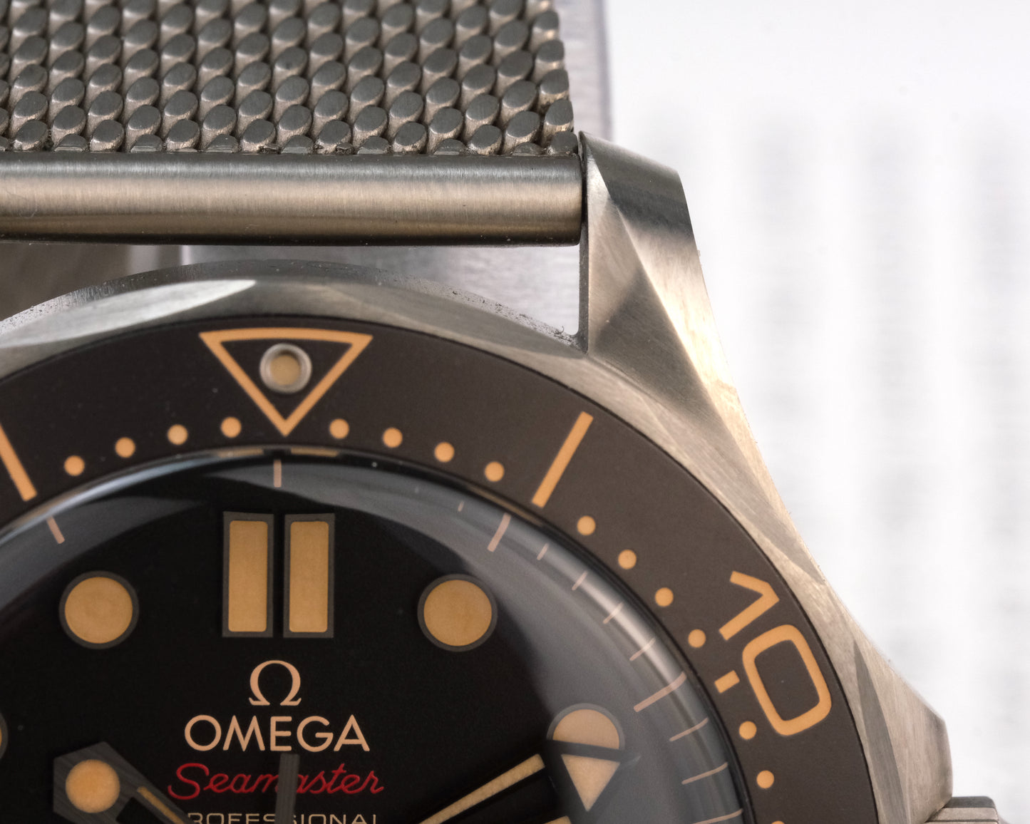 2020 Omega Seamaster No Time To Die 210.90.42.20.01.001, full set