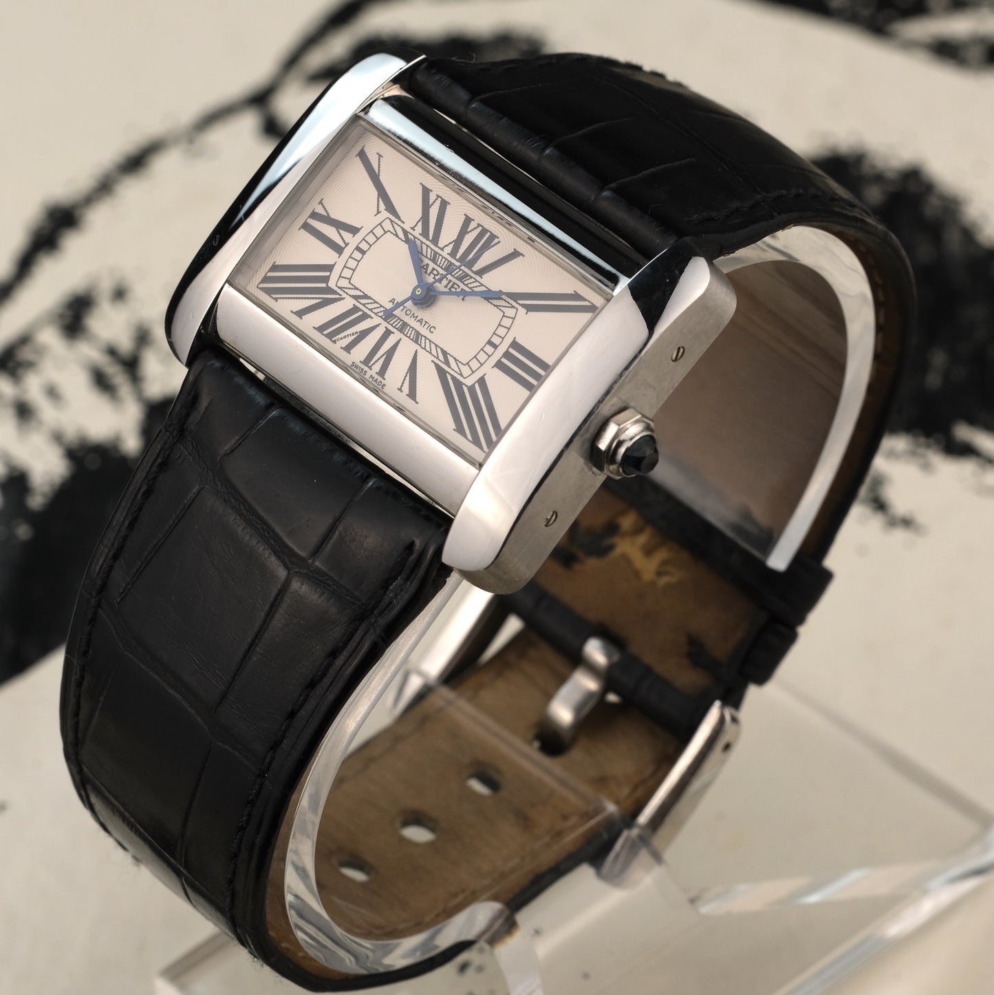 2005 Cartier Tank Divan 2612 with box, papers, and extra white leather strap