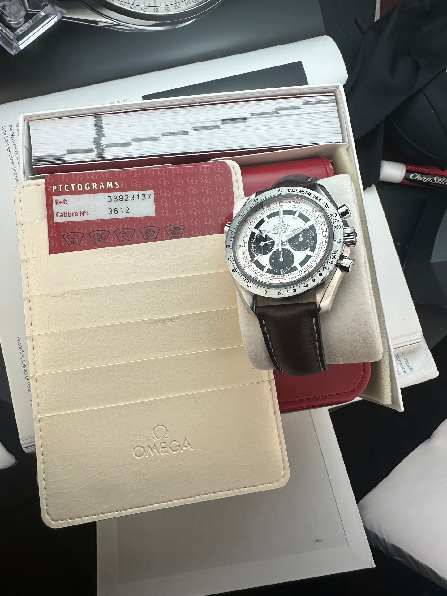 Omega Speedmaster Broad Arrow Rattrapante Chronograph 3882.31.37 with box and cards