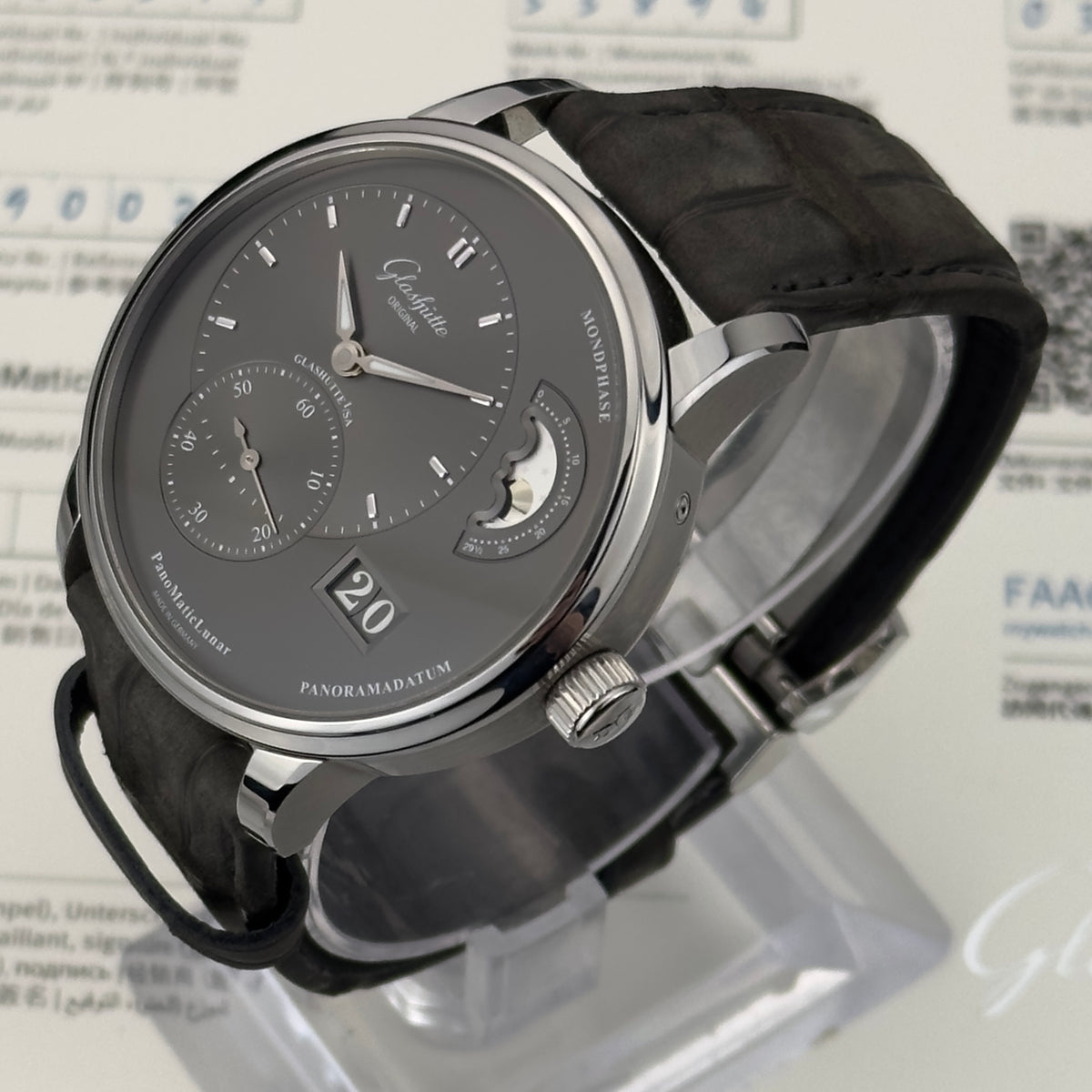 Glashütte Original PanomaticLunar Grey | 1-90-02-43-32-62 | Box & Papers