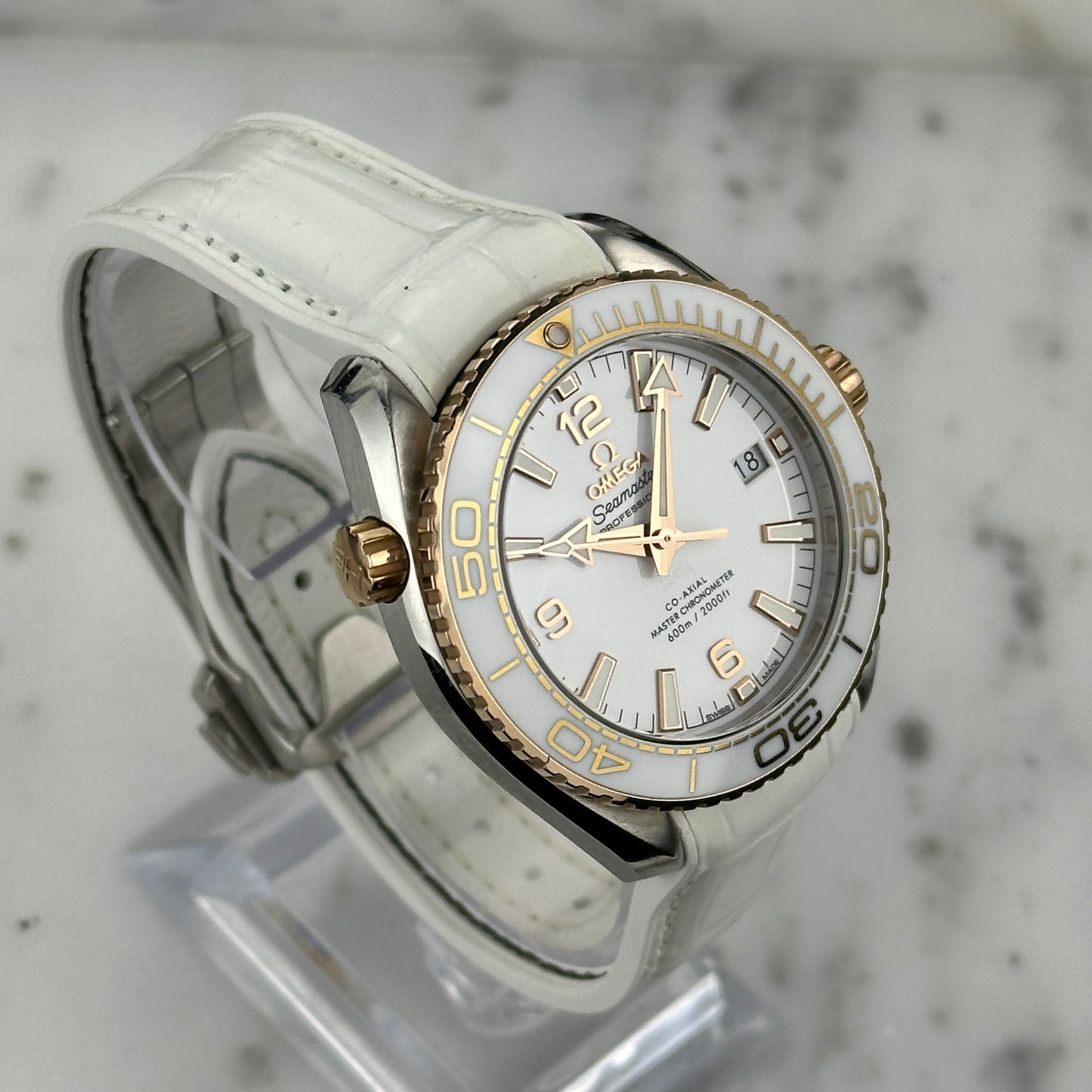 Omega Seamaster Planet Ocean 600M | 215.23.40.20.04.001