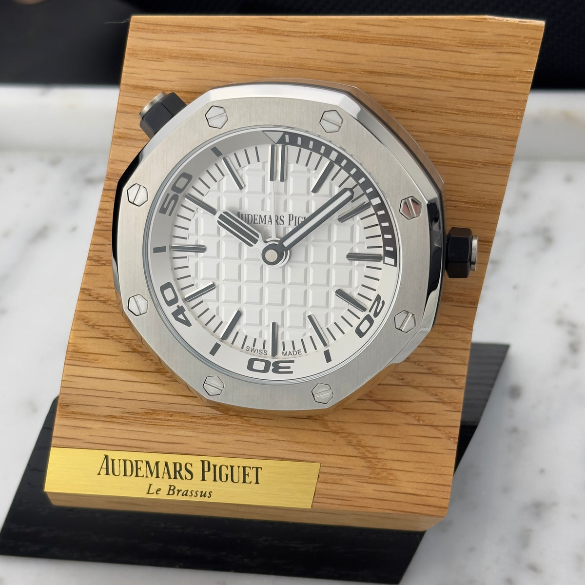 Audemars Piguet Royal Oak Offshore Desk Clock | MG.CD.AC.AP0100.011.16