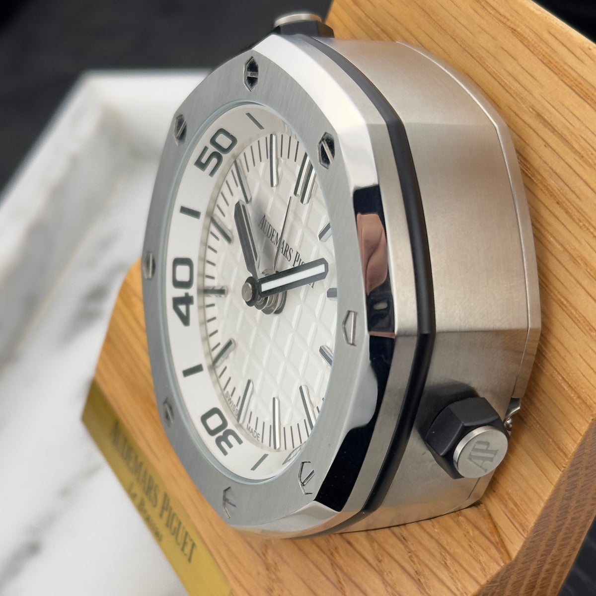Audemars Piguet Royal Oak Offshore Desk Clock | MG.CD.AC.AP0100.011.16