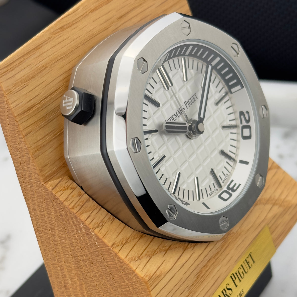 Audemars Piguet Royal Oak Offshore Desk Clock | MG.CD.AC.AP0100.011.16