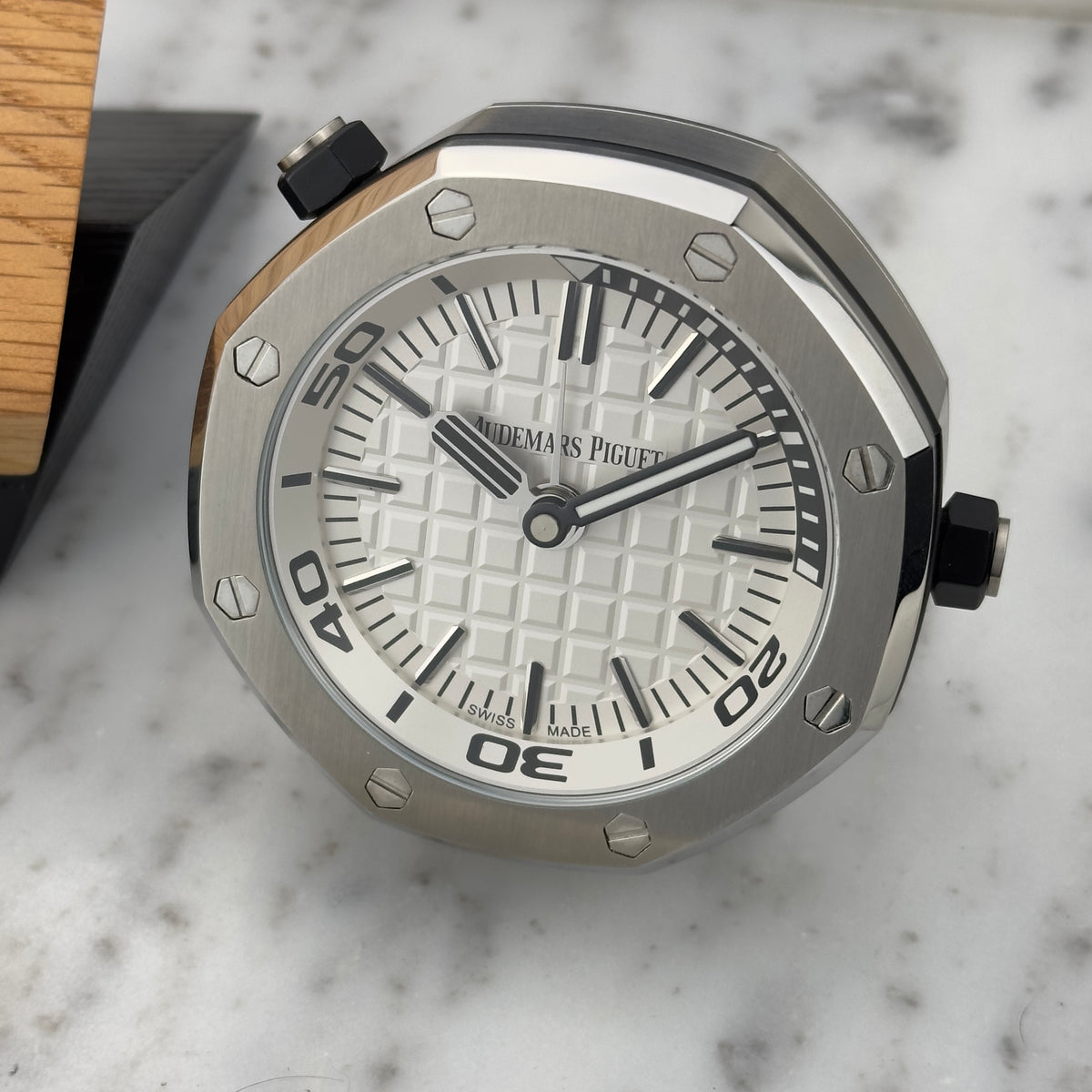 Audemars Piguet Royal Oak Offshore Desk Clock | MG.CD.AC.AP0100.011.16