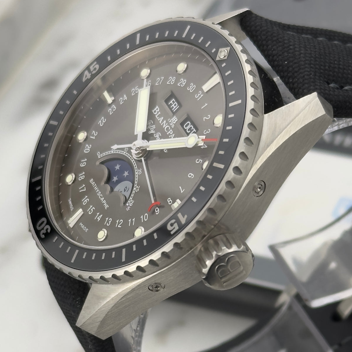 2023 Blancpain Fifty Fathoms Bathyscaphe Quantième Complet Phases de Lune | 5054-1110-B52A | Box & Papers