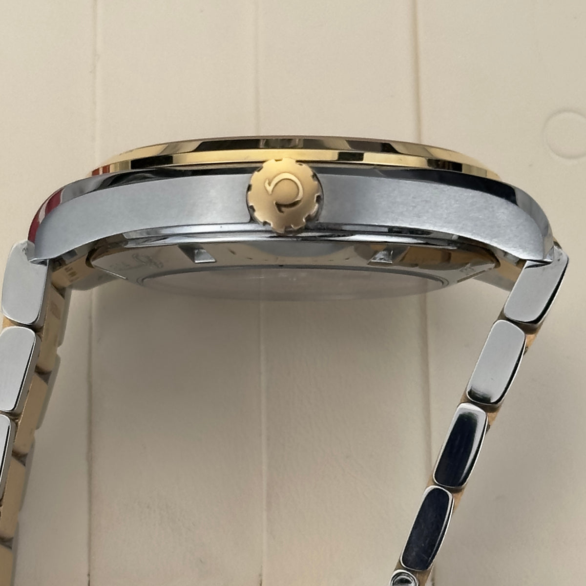 Omega Seamaster Aqua Terra 150M Master Co-Axial Steel/Gold | 231.20.39.21.02.002 | Papers