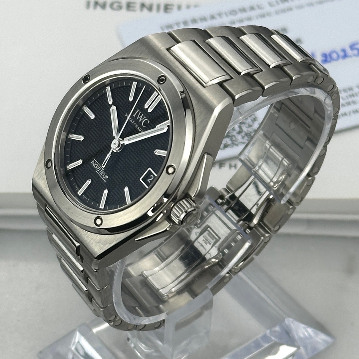 2025 IWC Ingenieur Black Dial 35 | IW324906 | Full Set