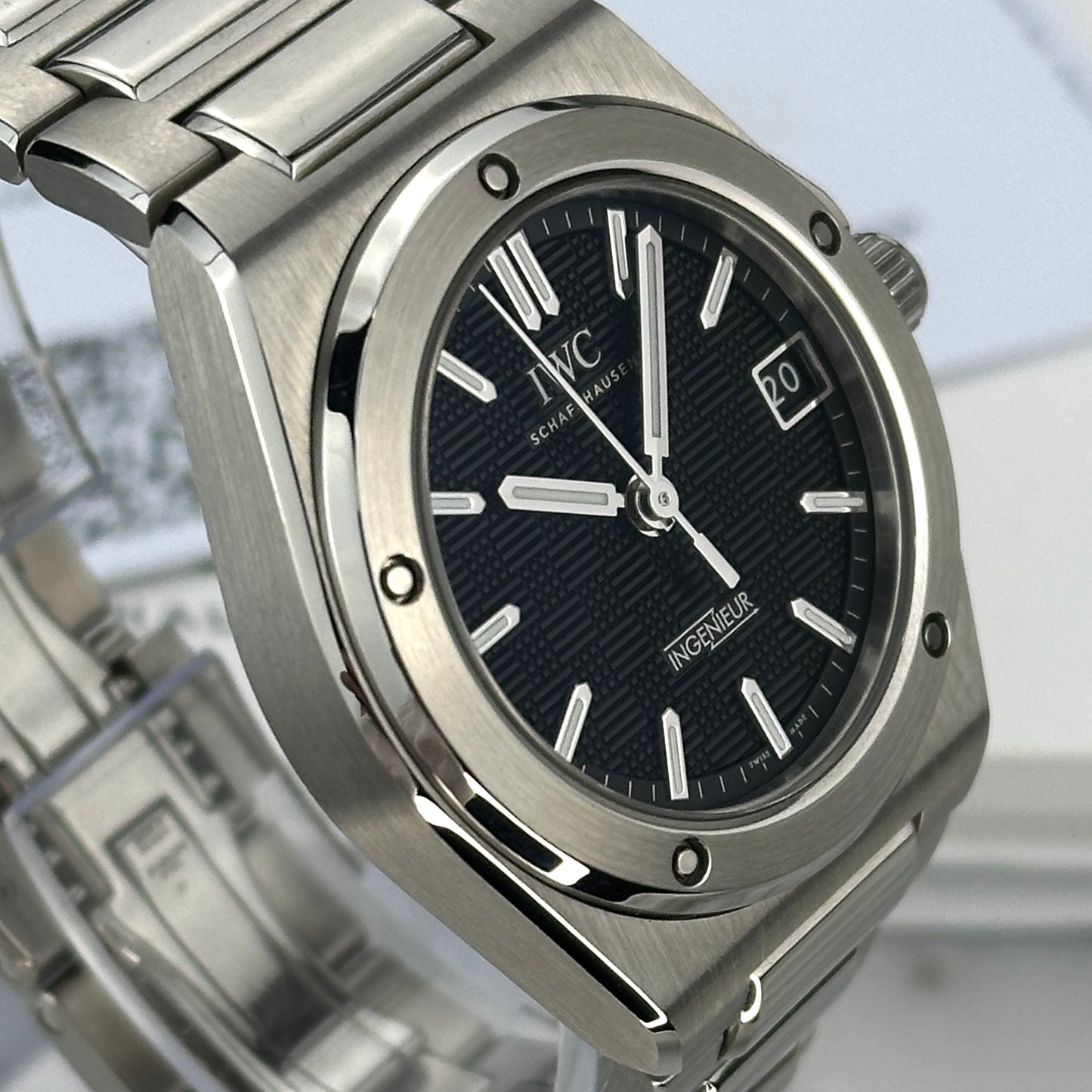 2025 IWC Ingenieur Black Dial 35 | IW324906 | Full Set