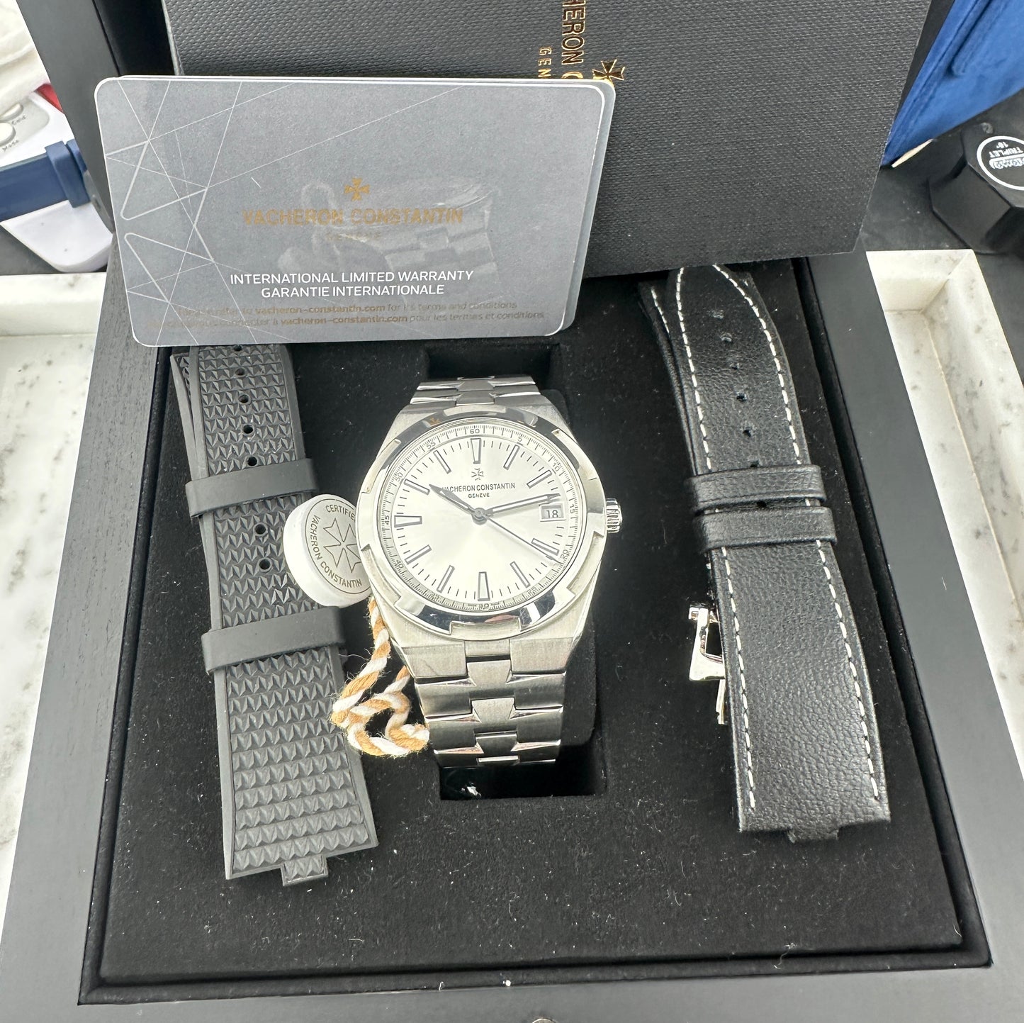 2022 Vacheron Constantin Overseas | 4500V/110A-B126 | Full Set