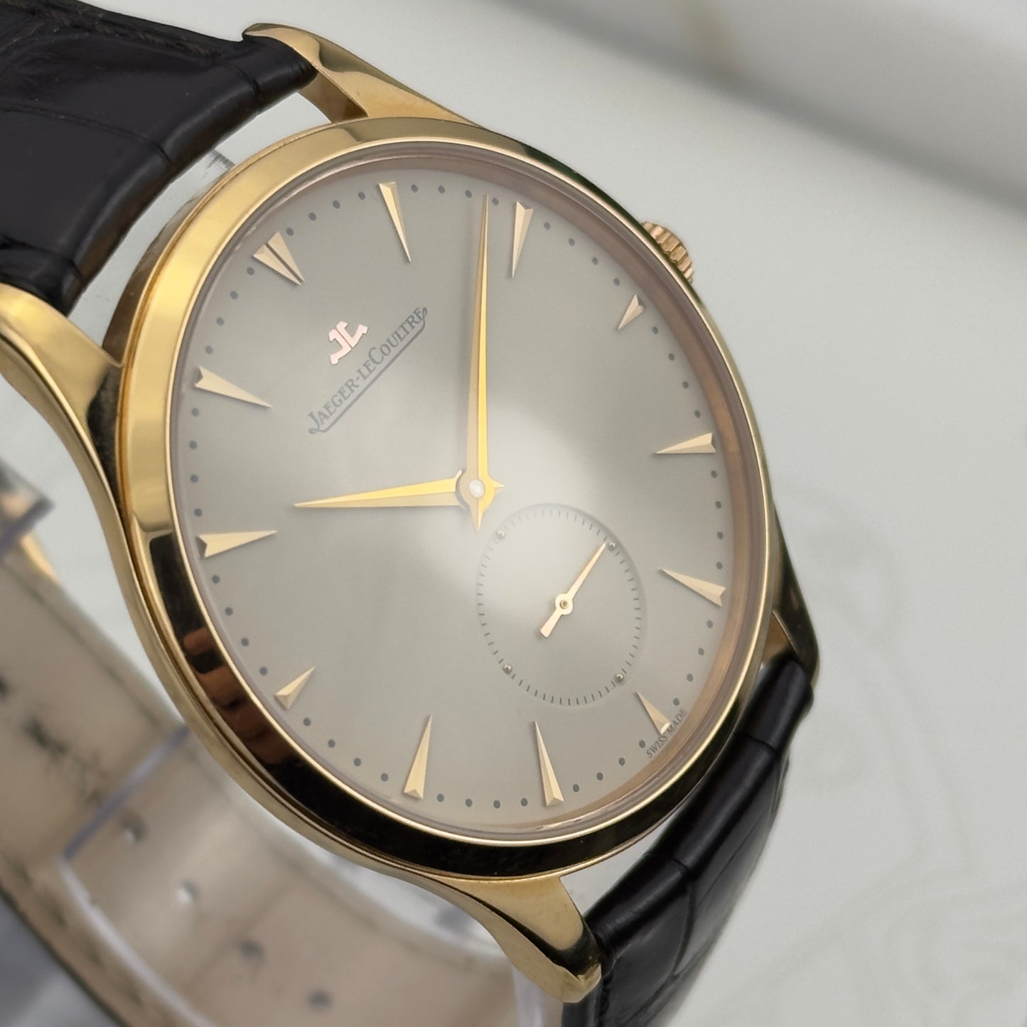 Jaeger-LeCoultre Master Ultra Thin Small Seconds Rose Gold | Q1352420 | Box and papers