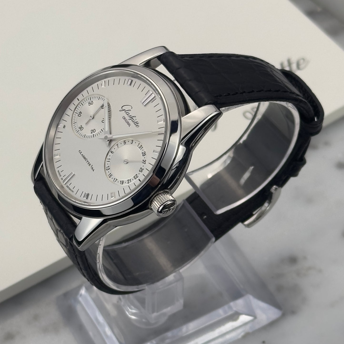 2023 Glashütte Original Senator Hand Date | 39-58-02-02-04 | Box & Papers