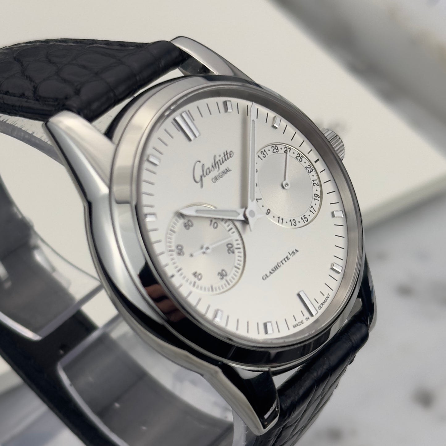 2023 Glashütte Original Senator Hand Date | 39-58-02-02-04 | Box & Papers