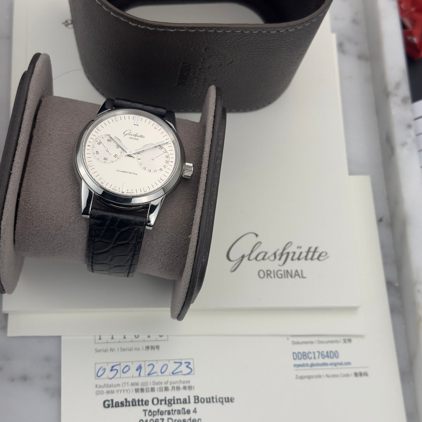 2023 Glashütte Original Senator Hand Date | 39-58-02-02-04 | Box & Papers