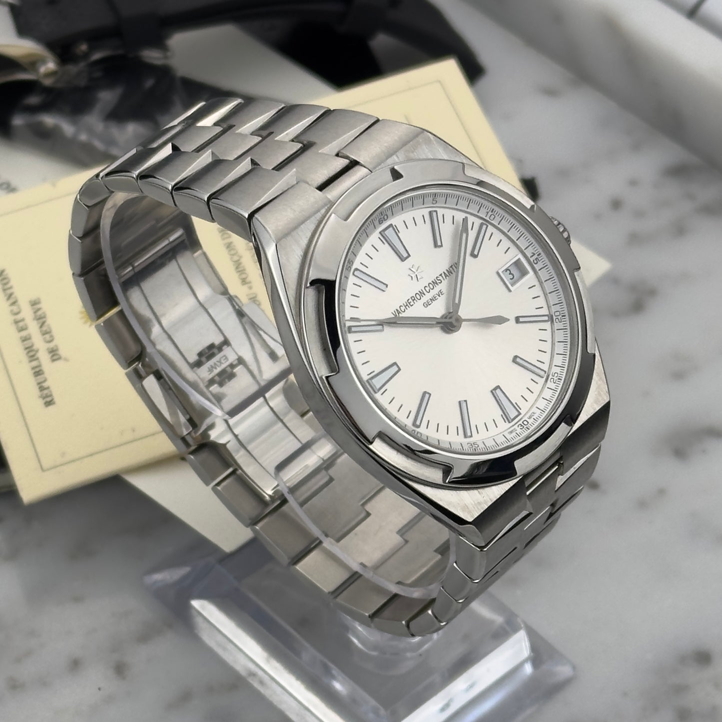 2017 Vacheron Constantin Overseas | 4500V/110A-B126 | Full Set (no box)